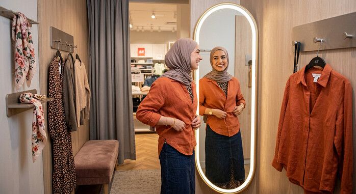 Kvinna 20–30 år med hijab sökes för kampanj för köpcentrum i Stockholm
