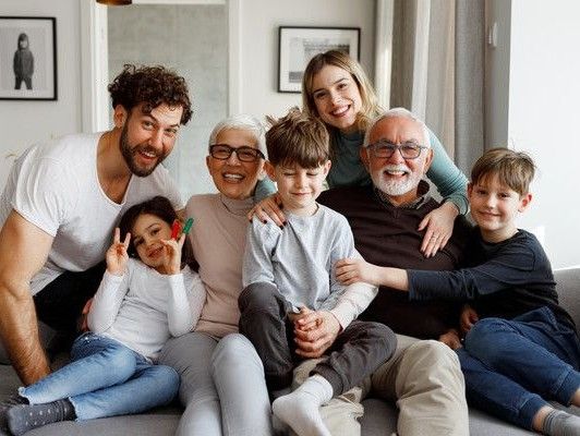 Reklamfilm söker ung kvinna med ursprung från mellanöstern