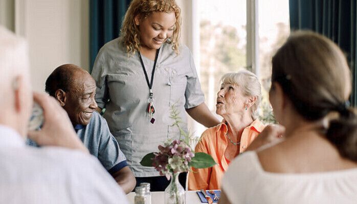 Vårdpersonal & Seniorer 70+ sökes till fotografering i Göteborg