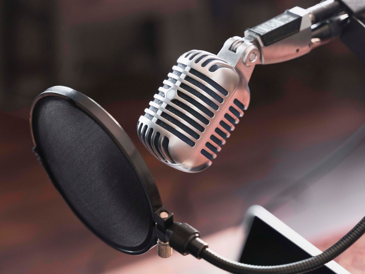 Söker man och kvinna med show/musikal/artisteri/dans-erfarenhet till reklam för teleoperatör