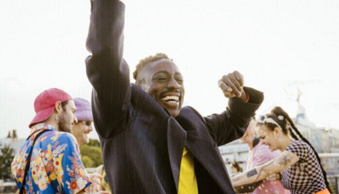 Modeller inom LGBTQAI+ 23-35 år sökes för fotografering i Stockholm