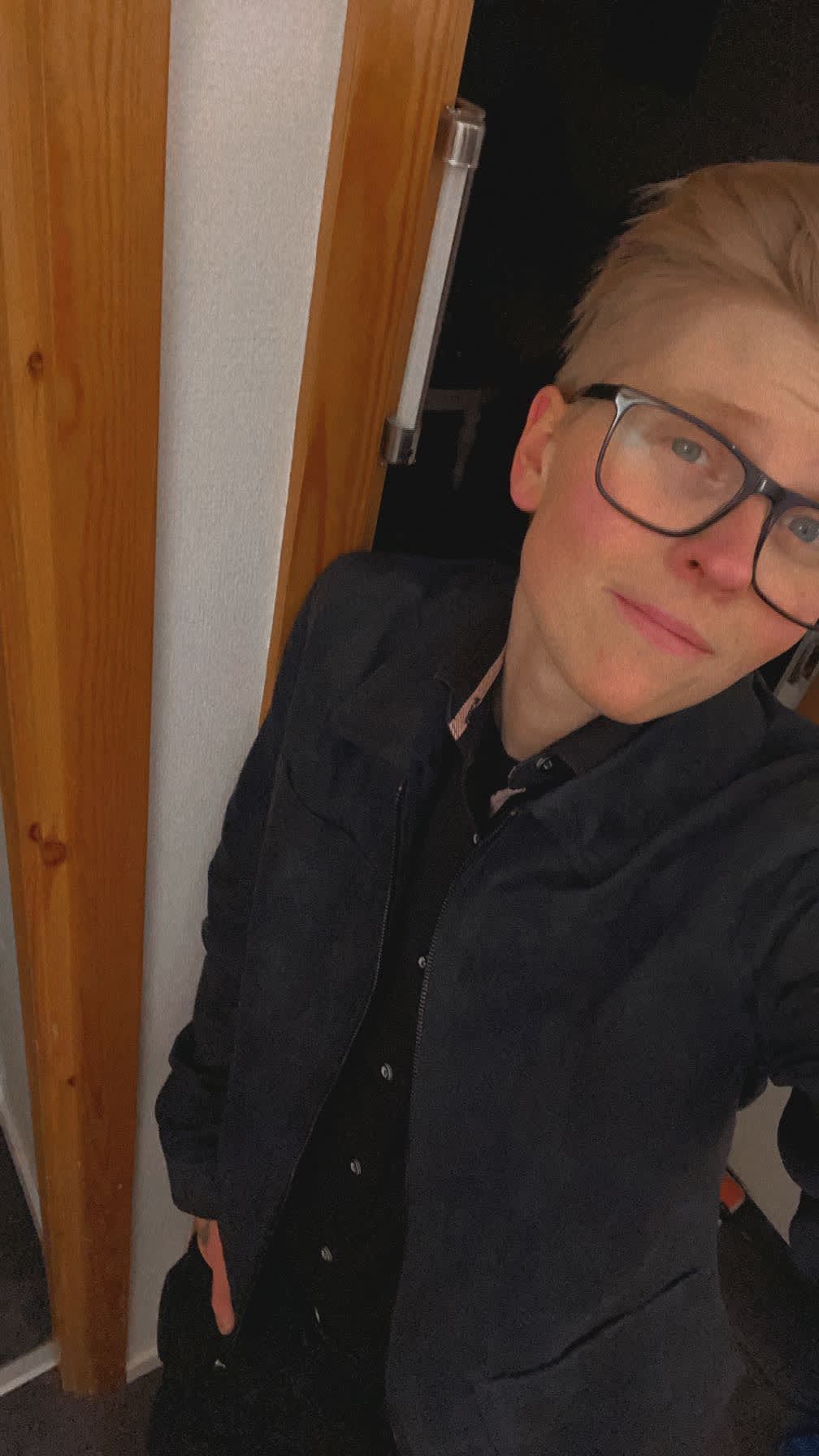 bild 0}