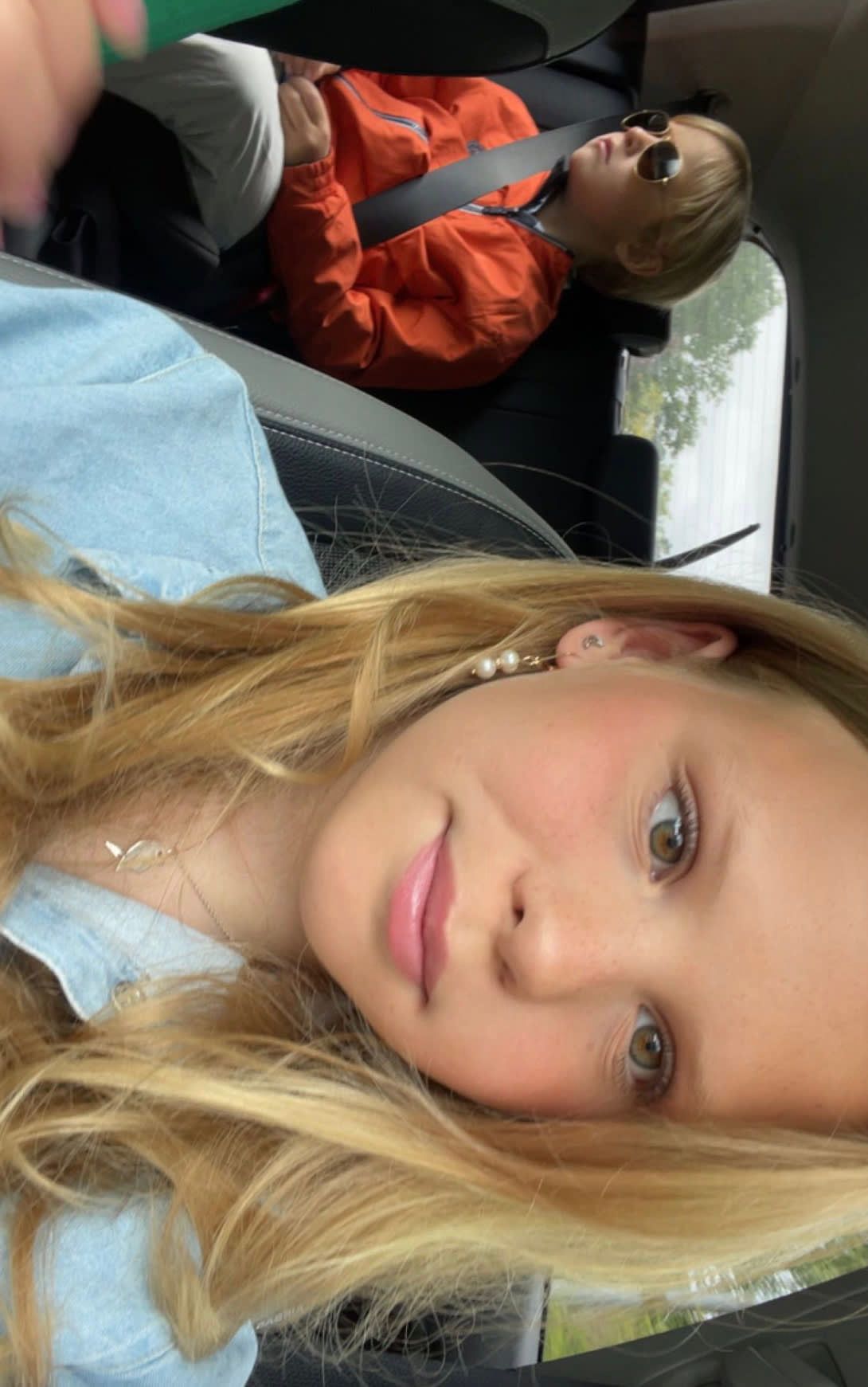 bild 0}