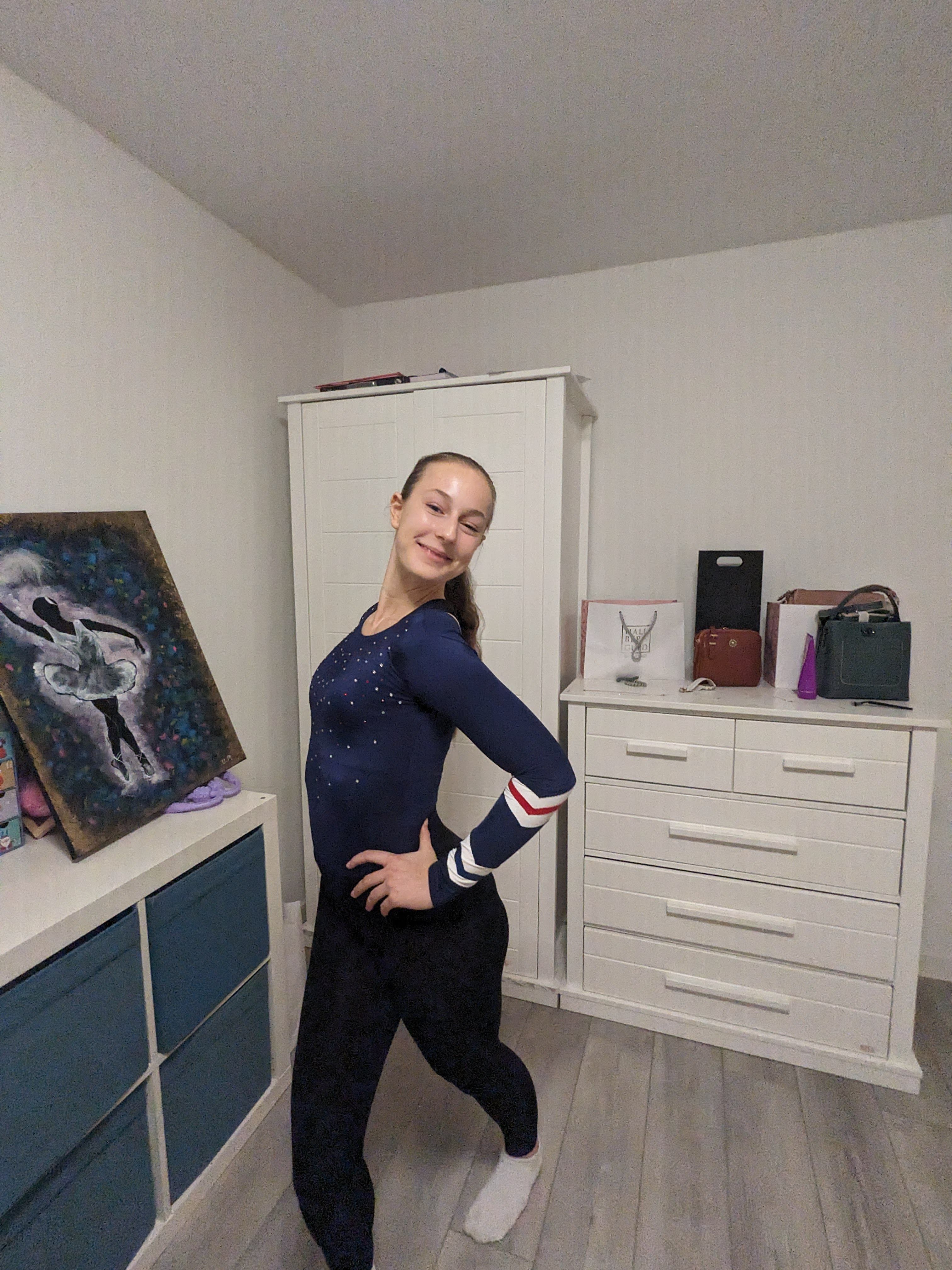 bild 0}