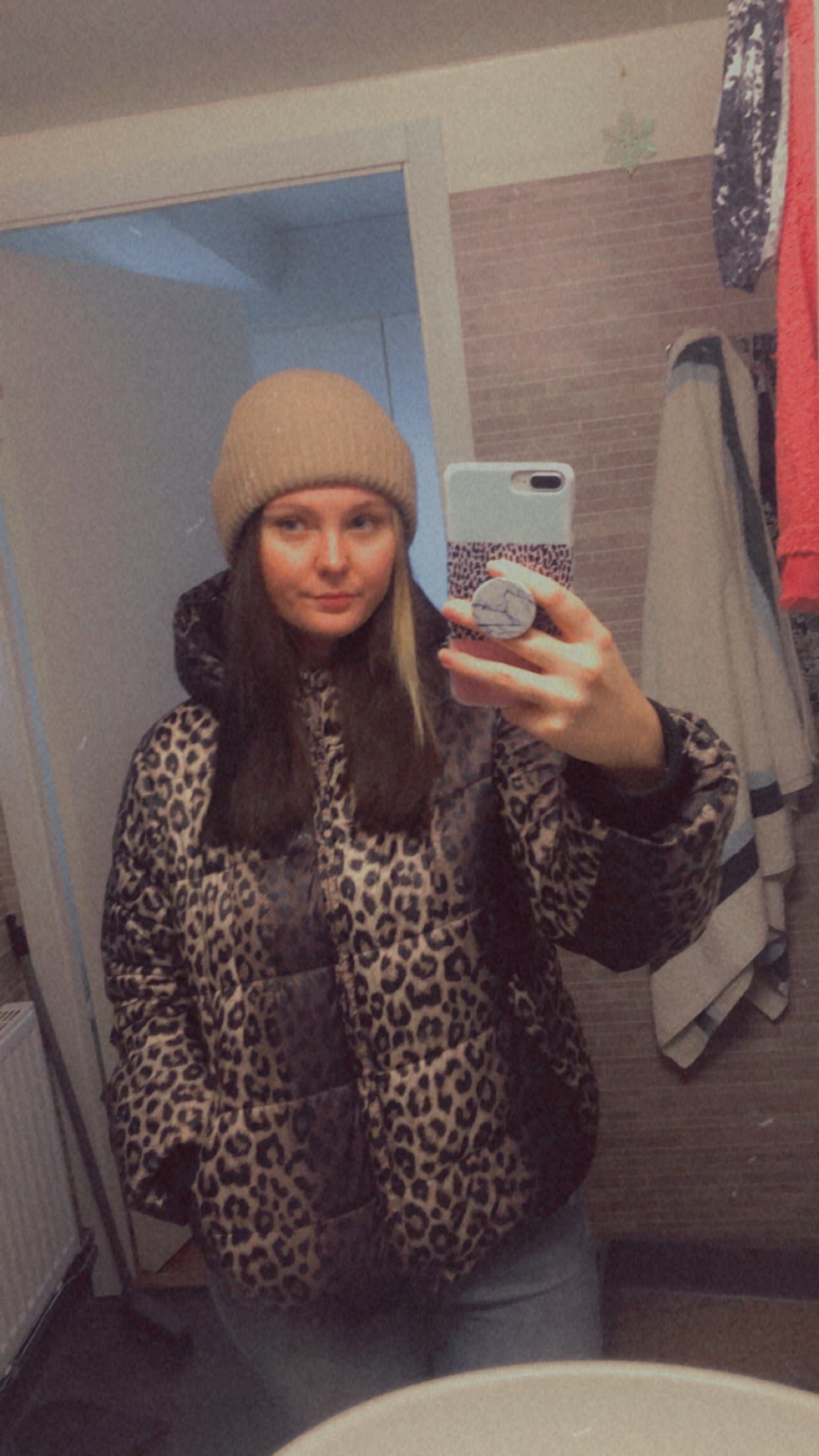 bild 0}