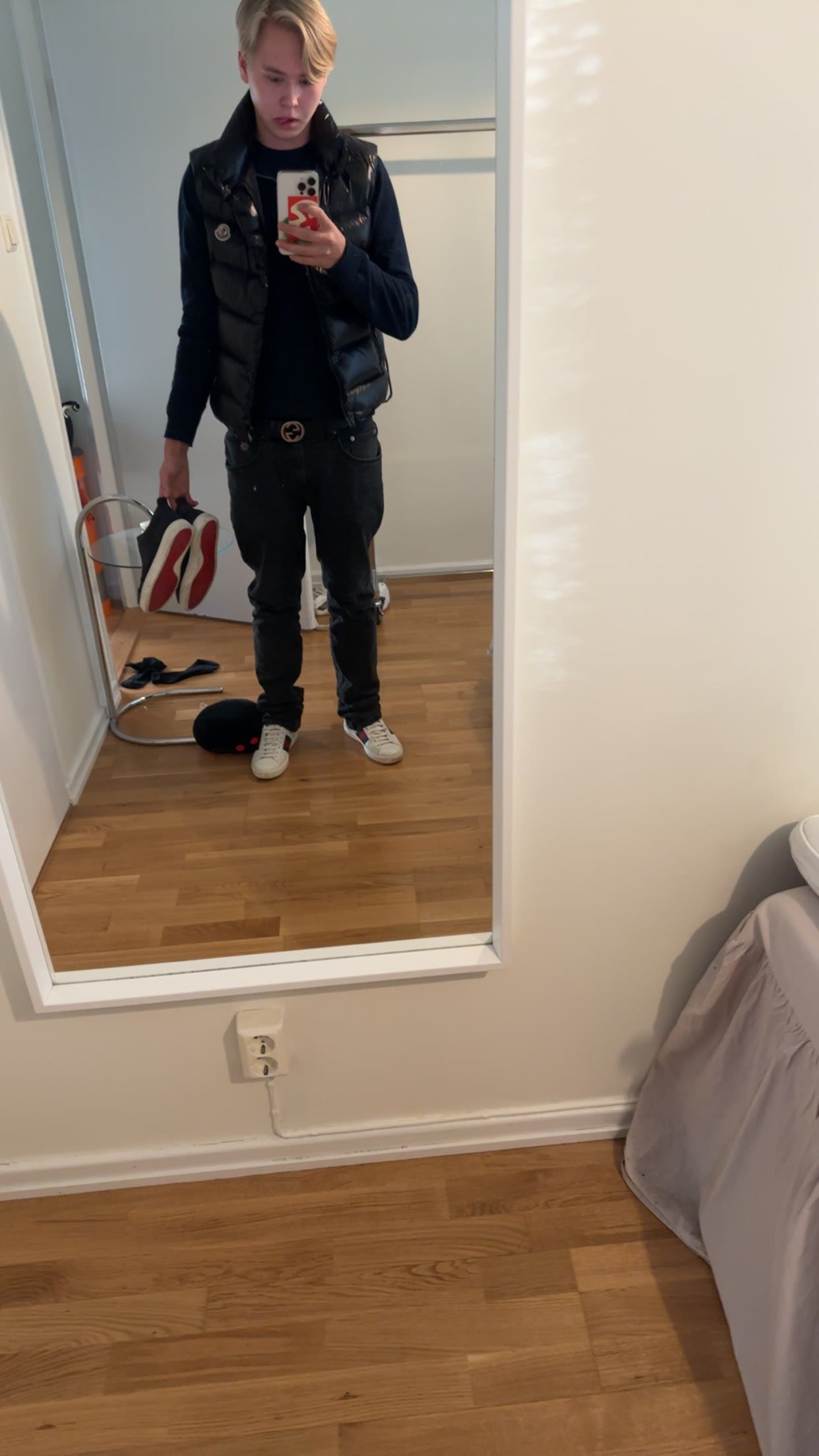 bild 0}