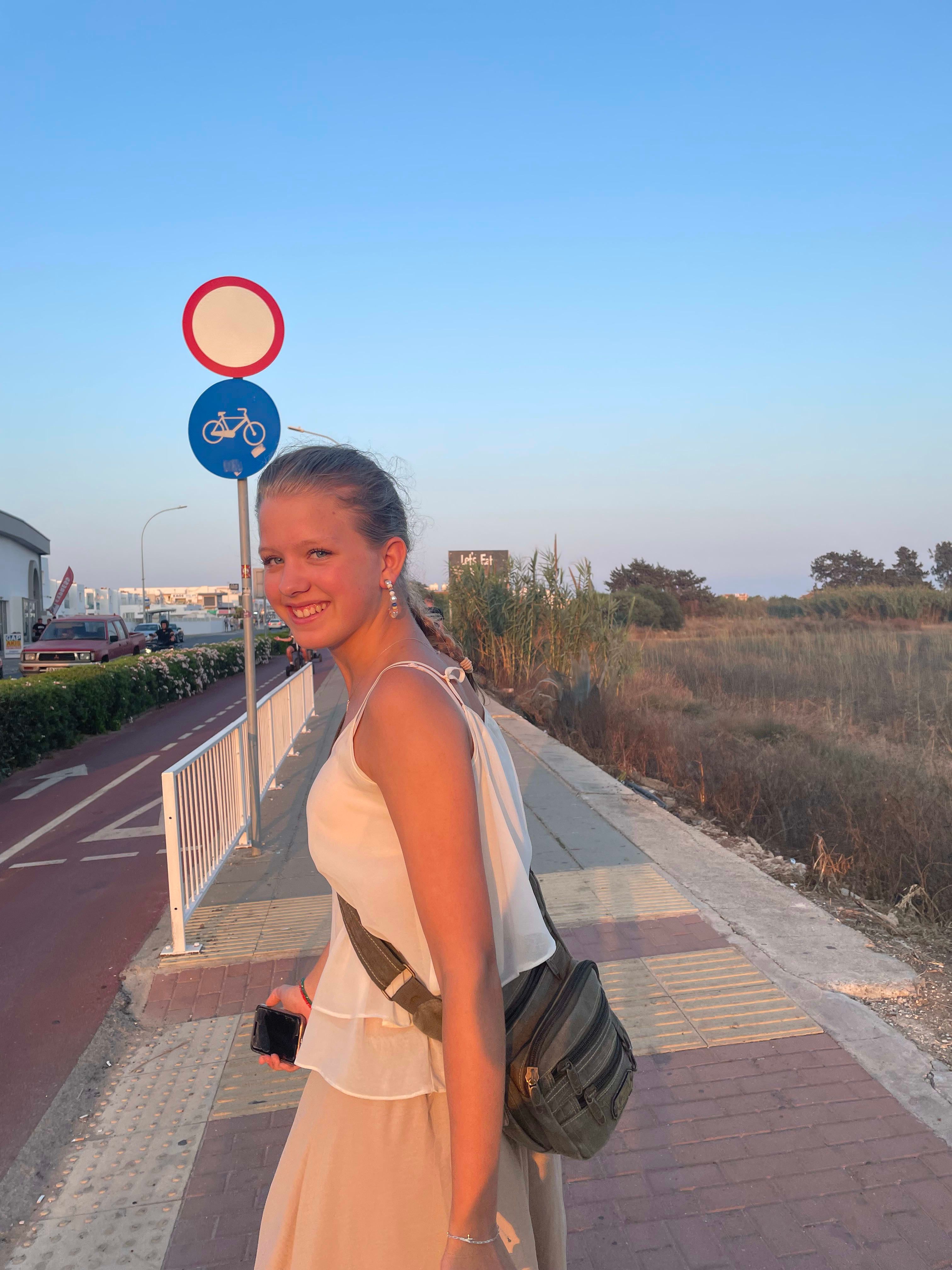 bild 0}