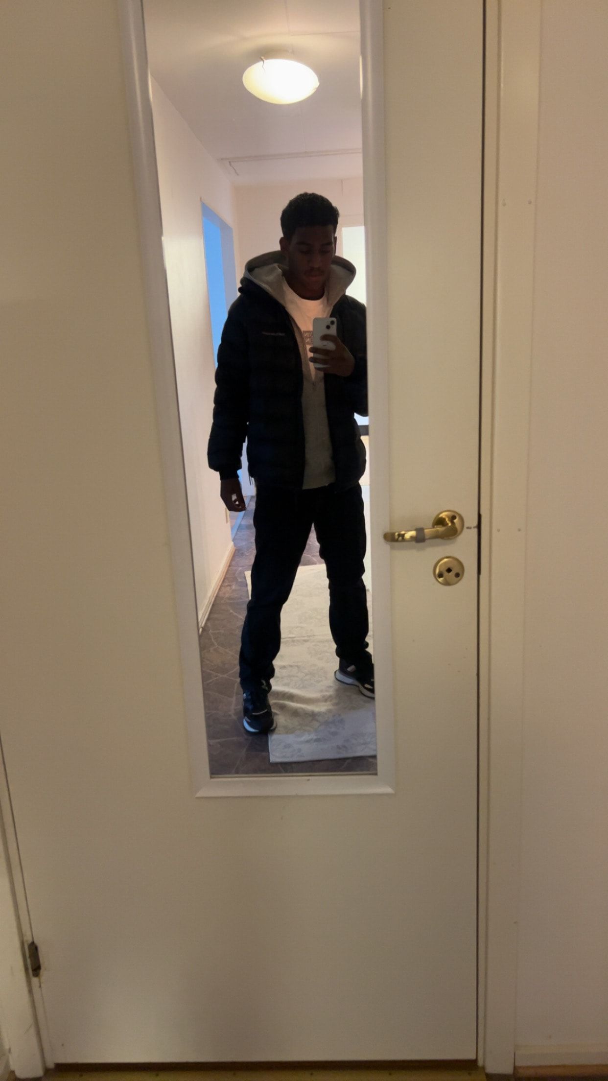 bild 0}