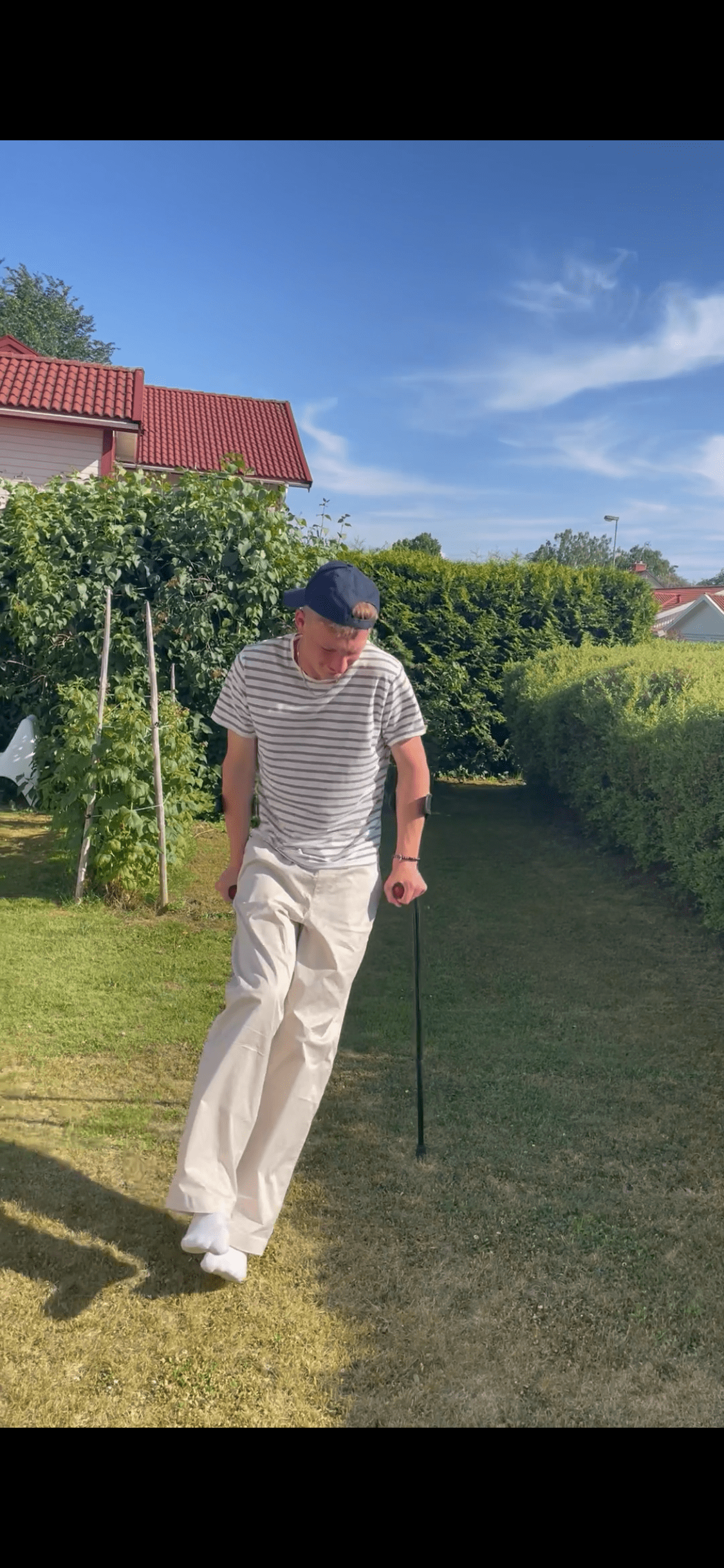 bild 0}