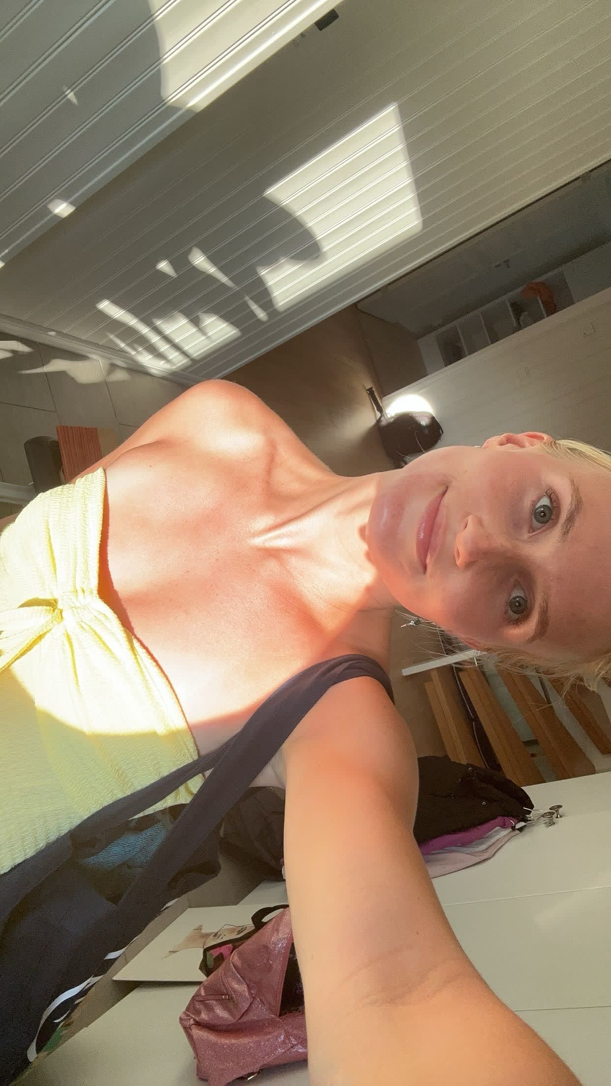 bild 0}