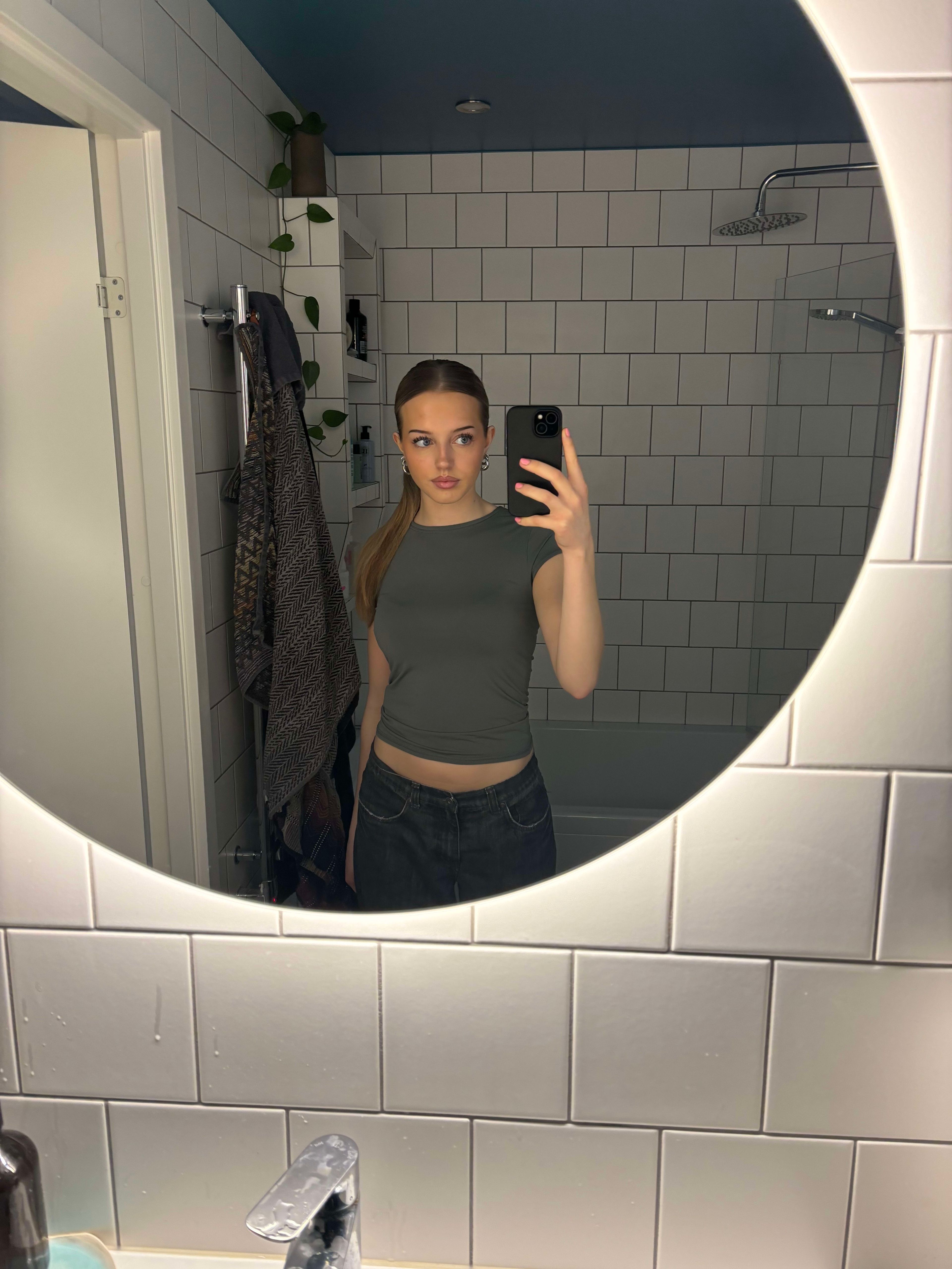 bild 0}