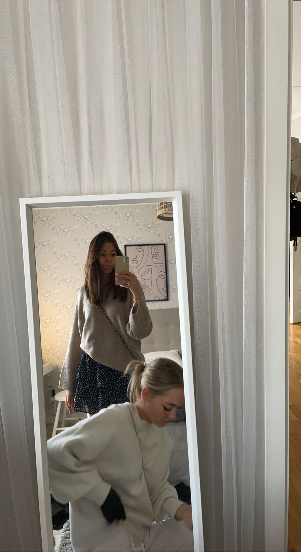 bild 0}