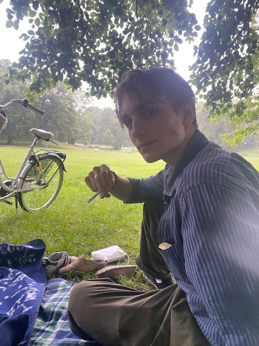 bild 0}