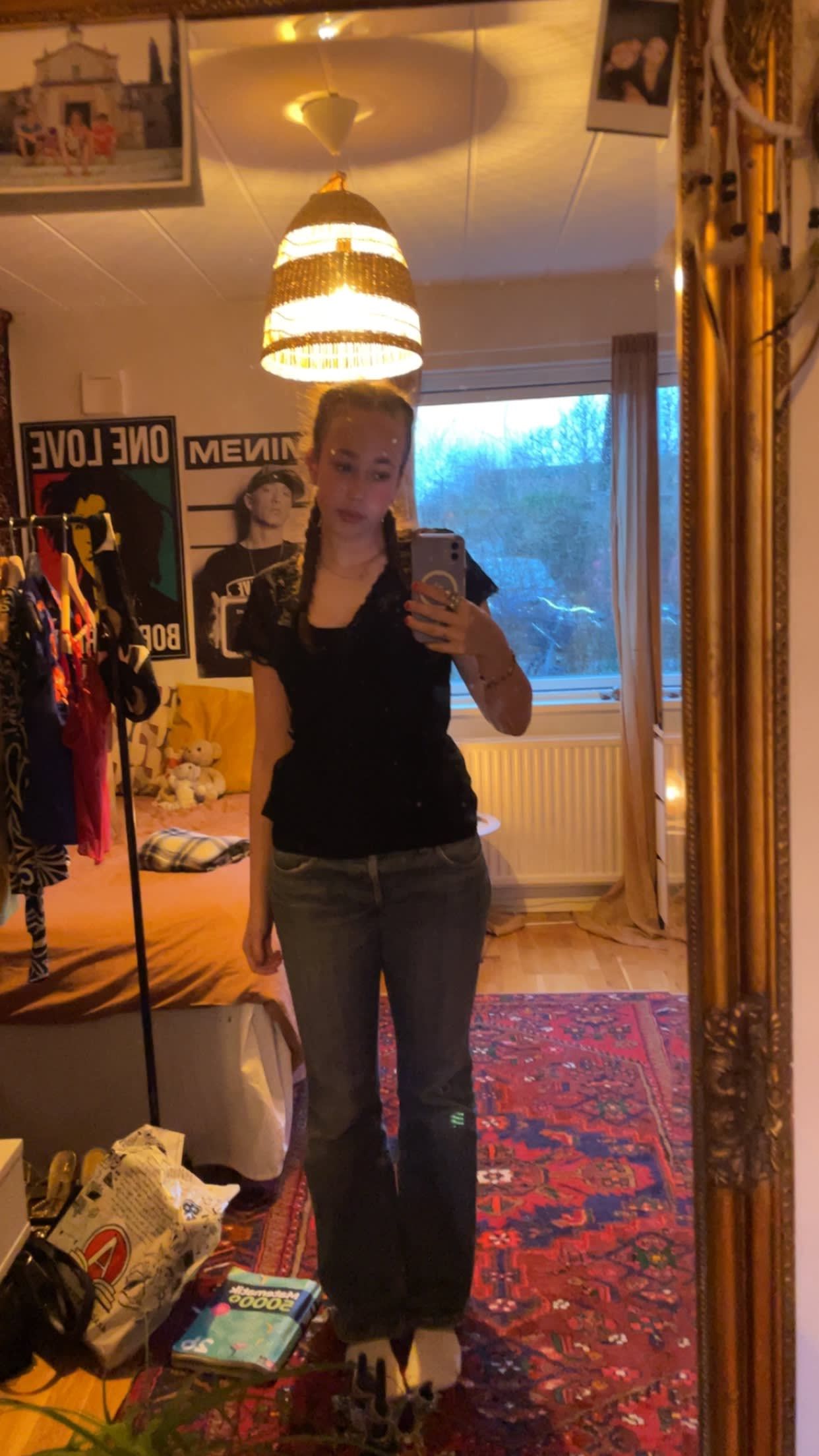 bild 0}