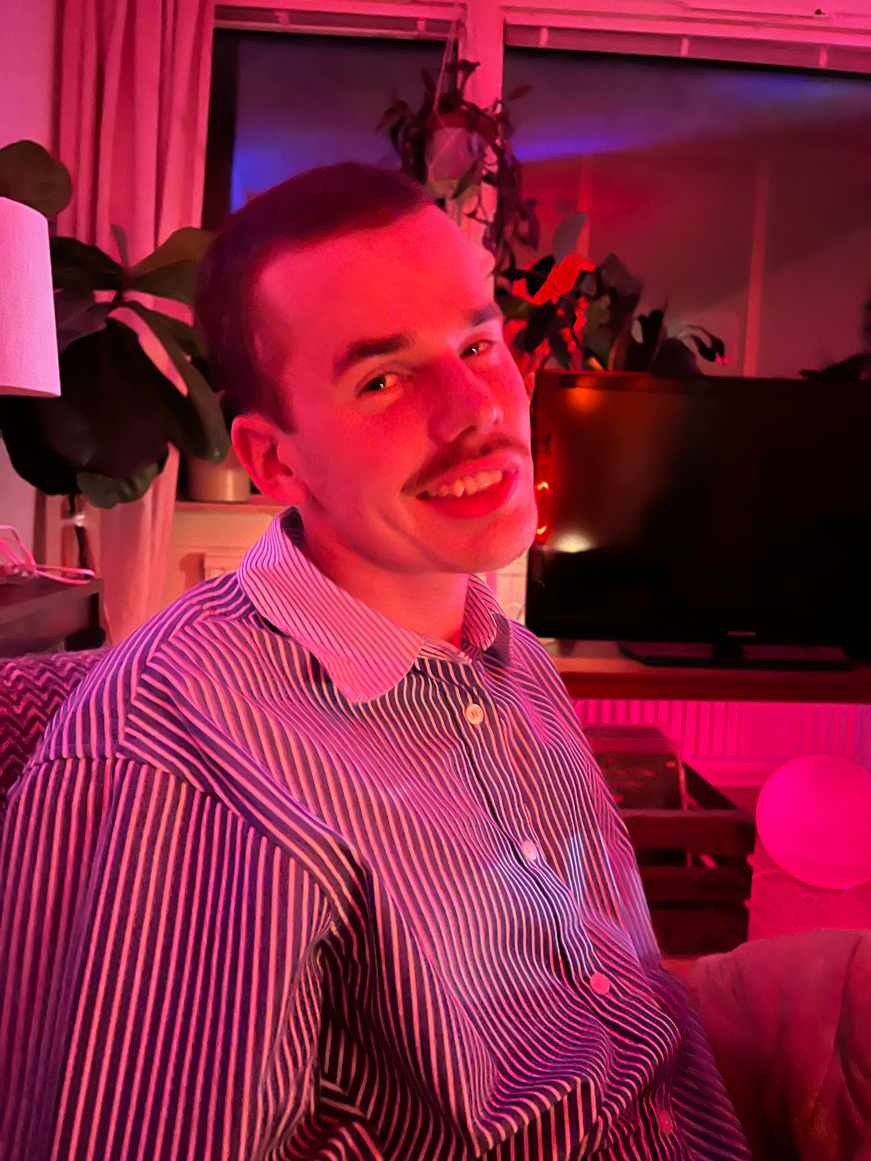 bild 0}