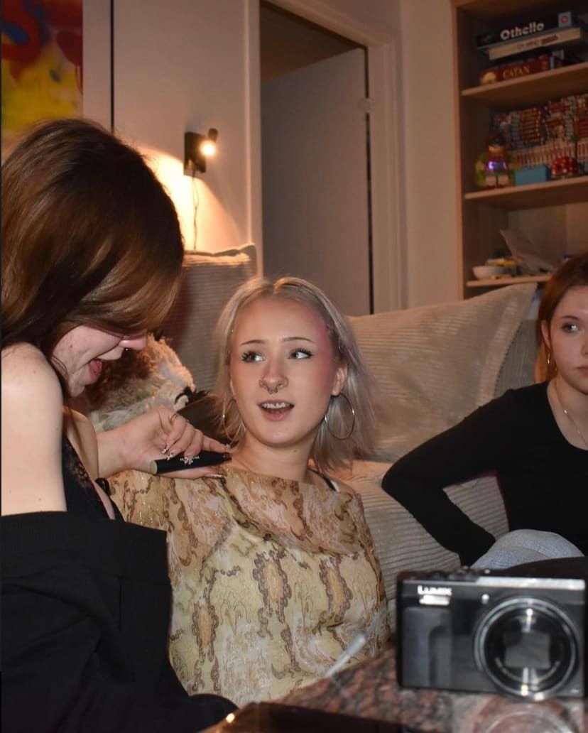bild 0}