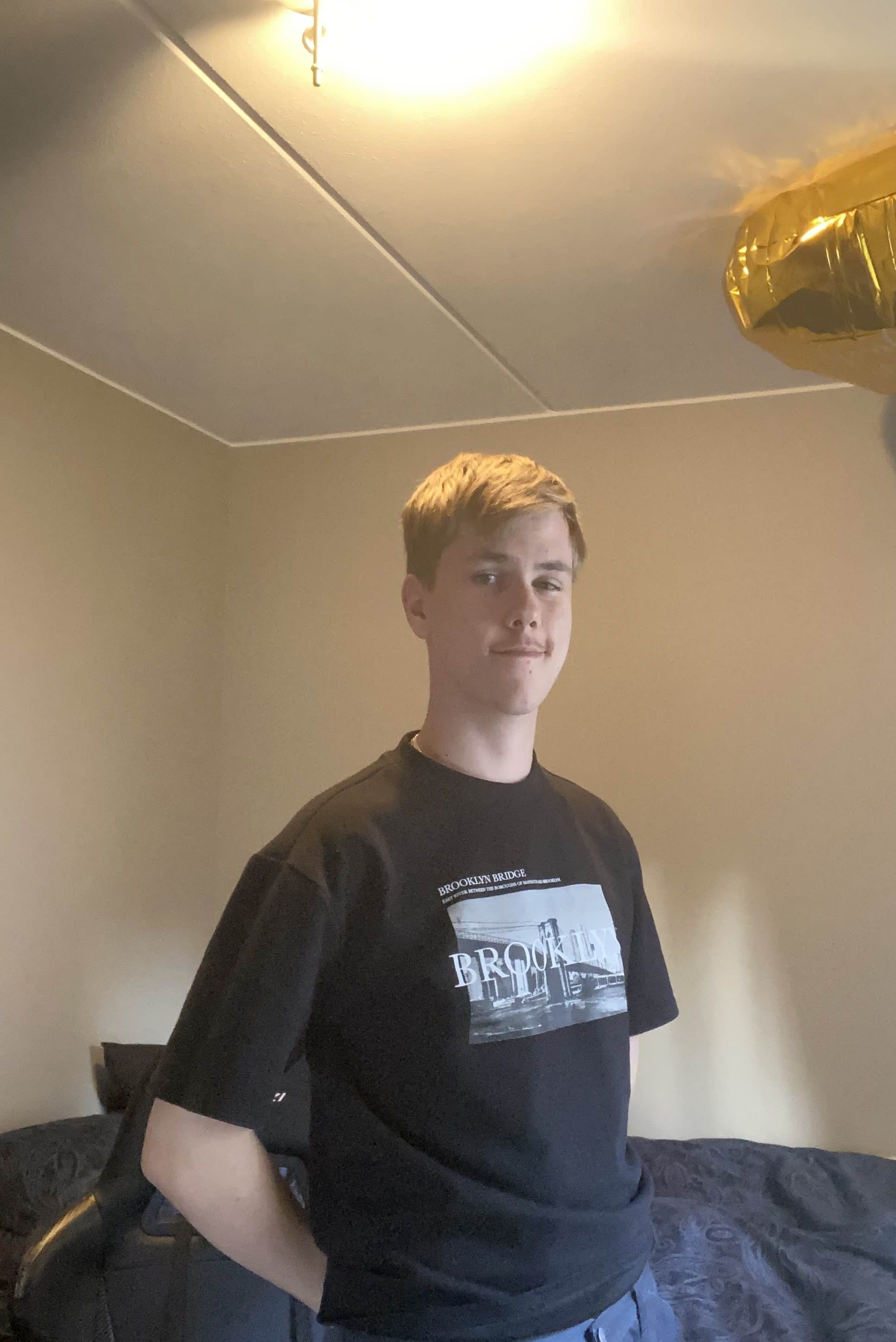bild 0}
