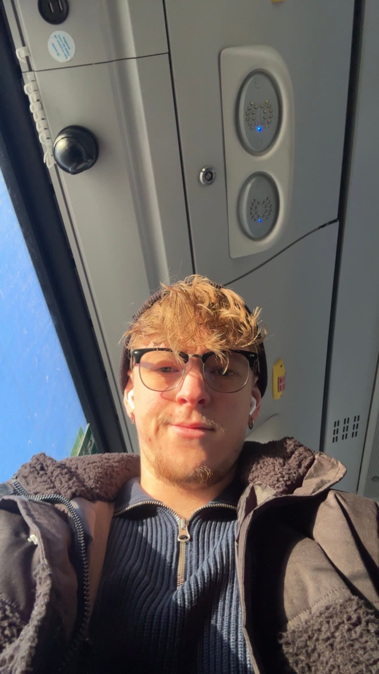 bild 0}