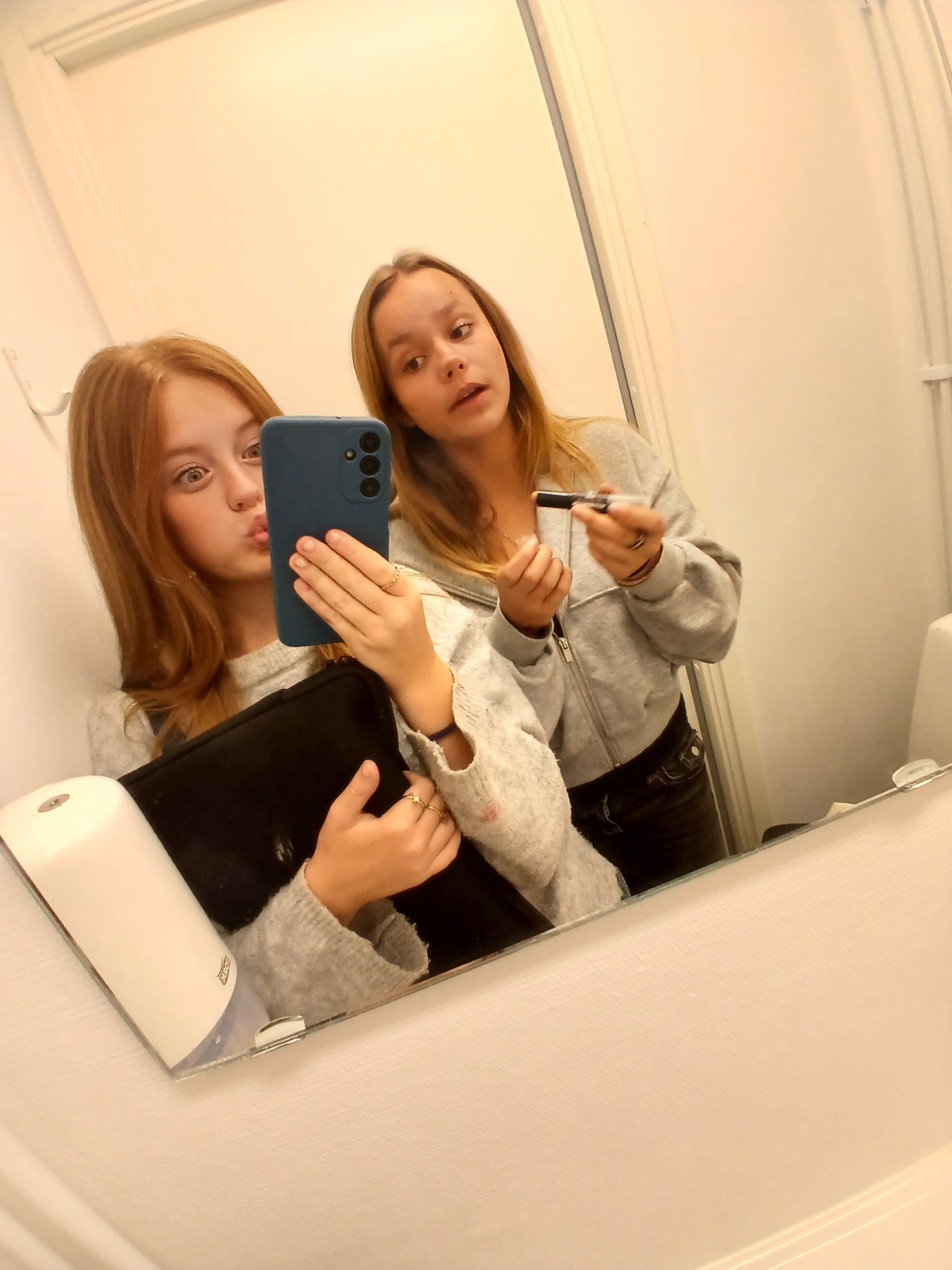 bild 0}