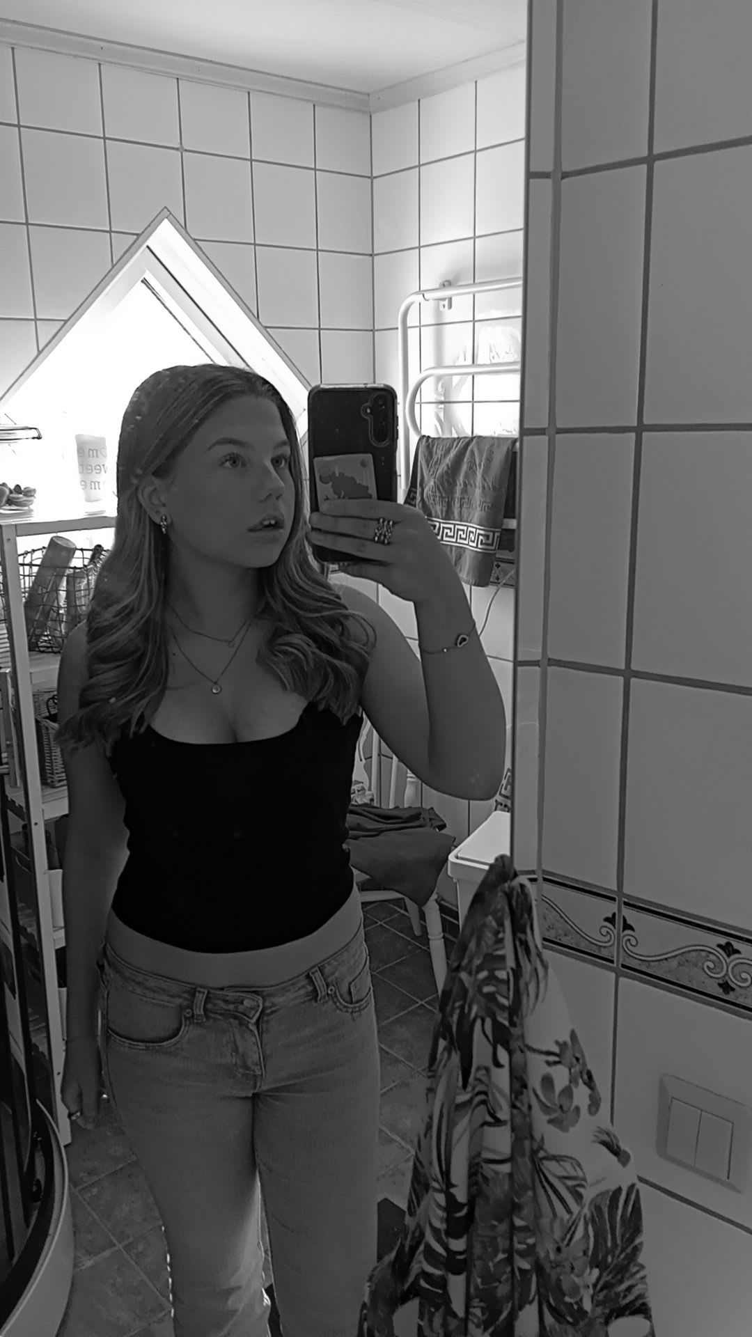 bild 0}