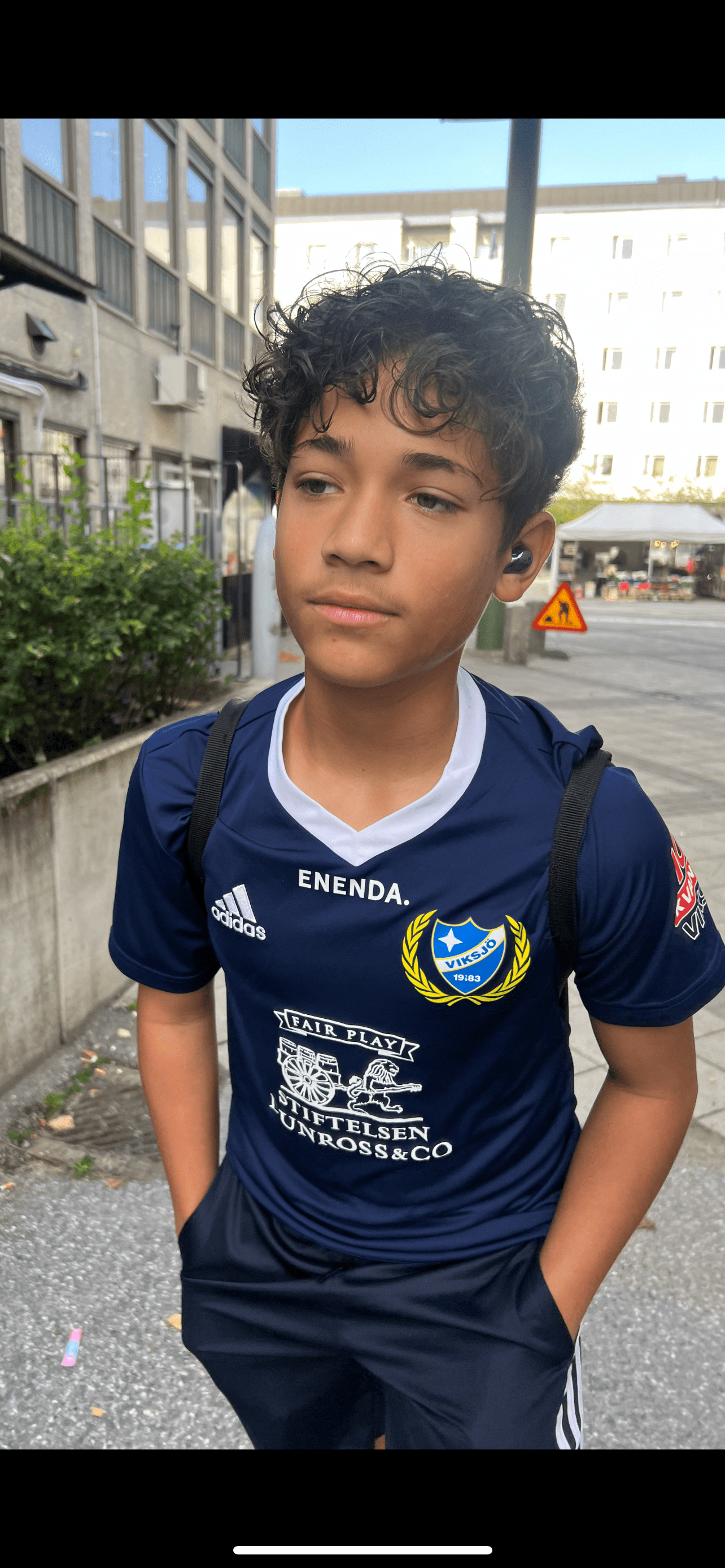 bild 0}
