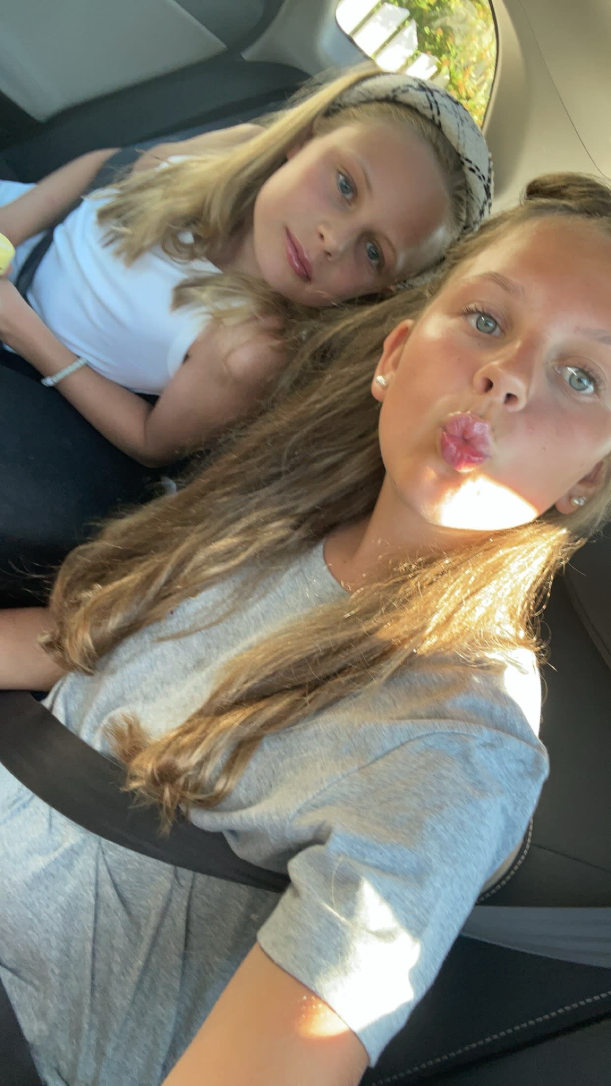 bild 0}
