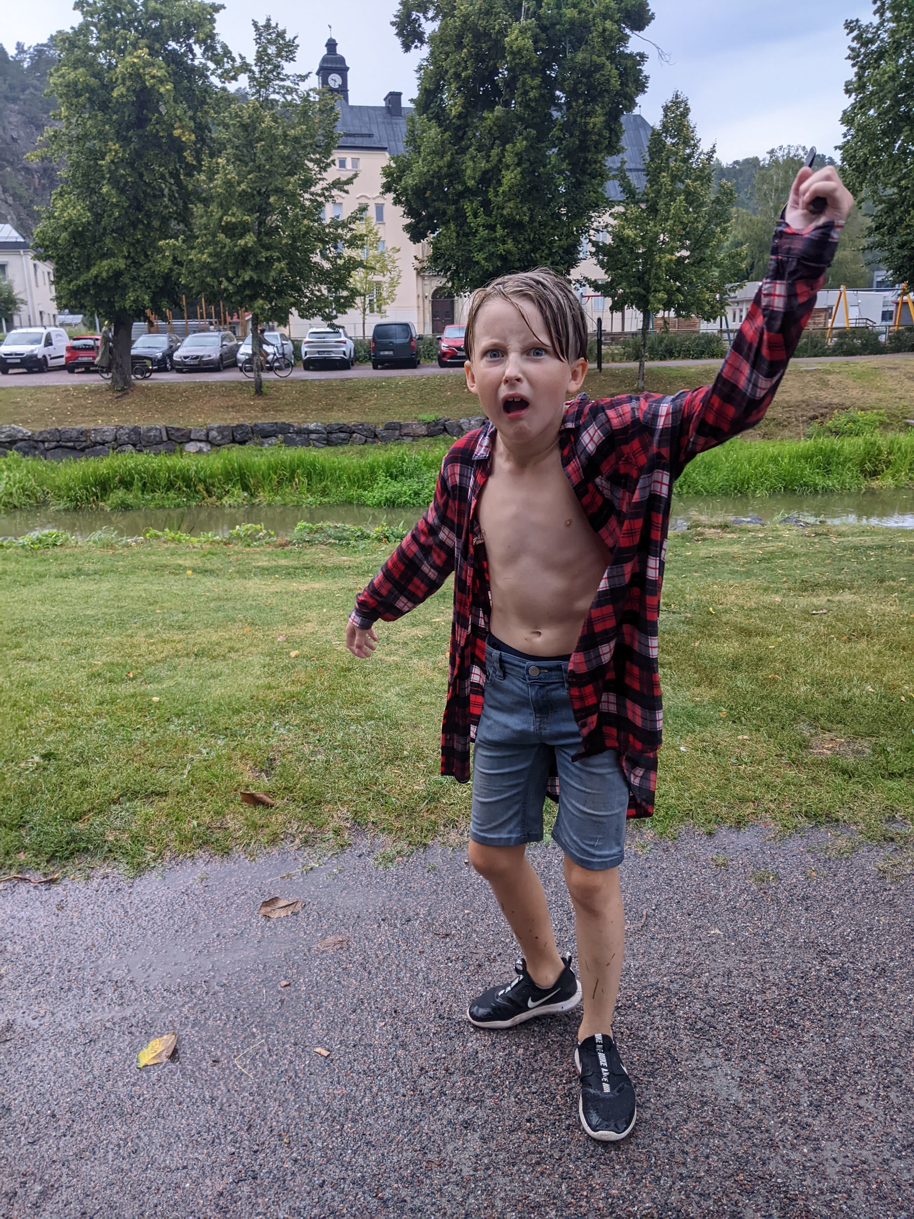 bild 0}