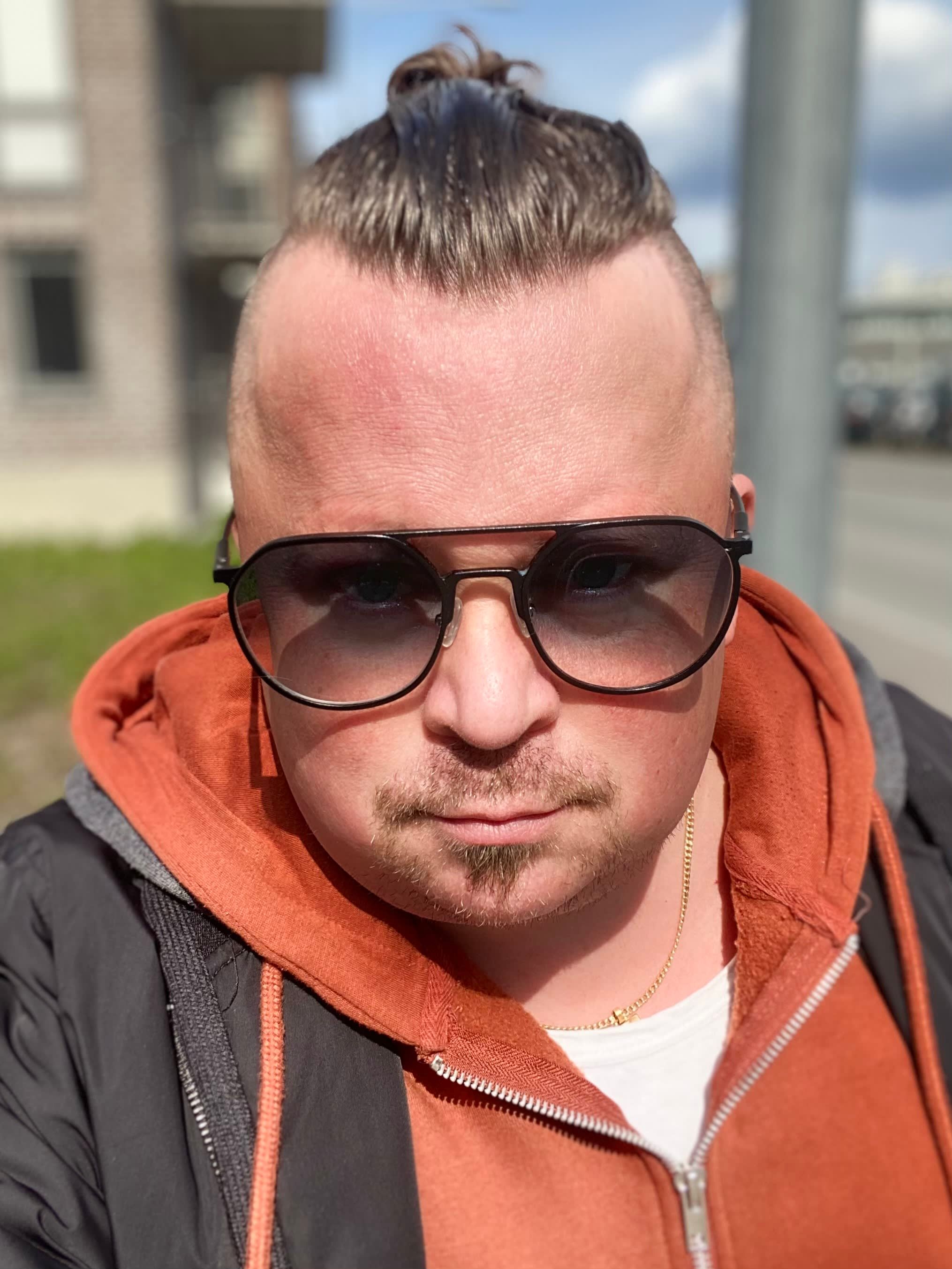 bild 0}
