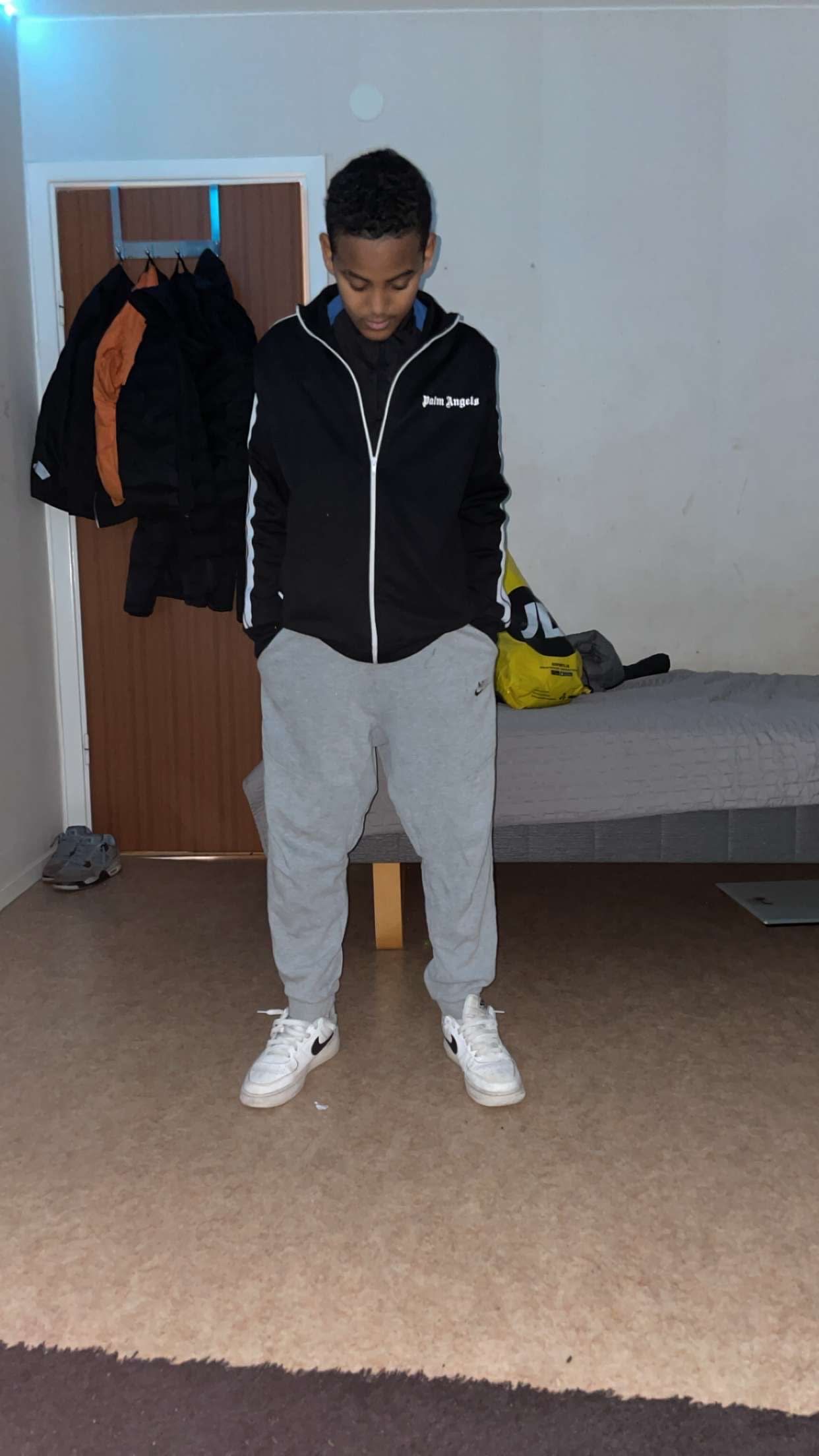 bild 0}