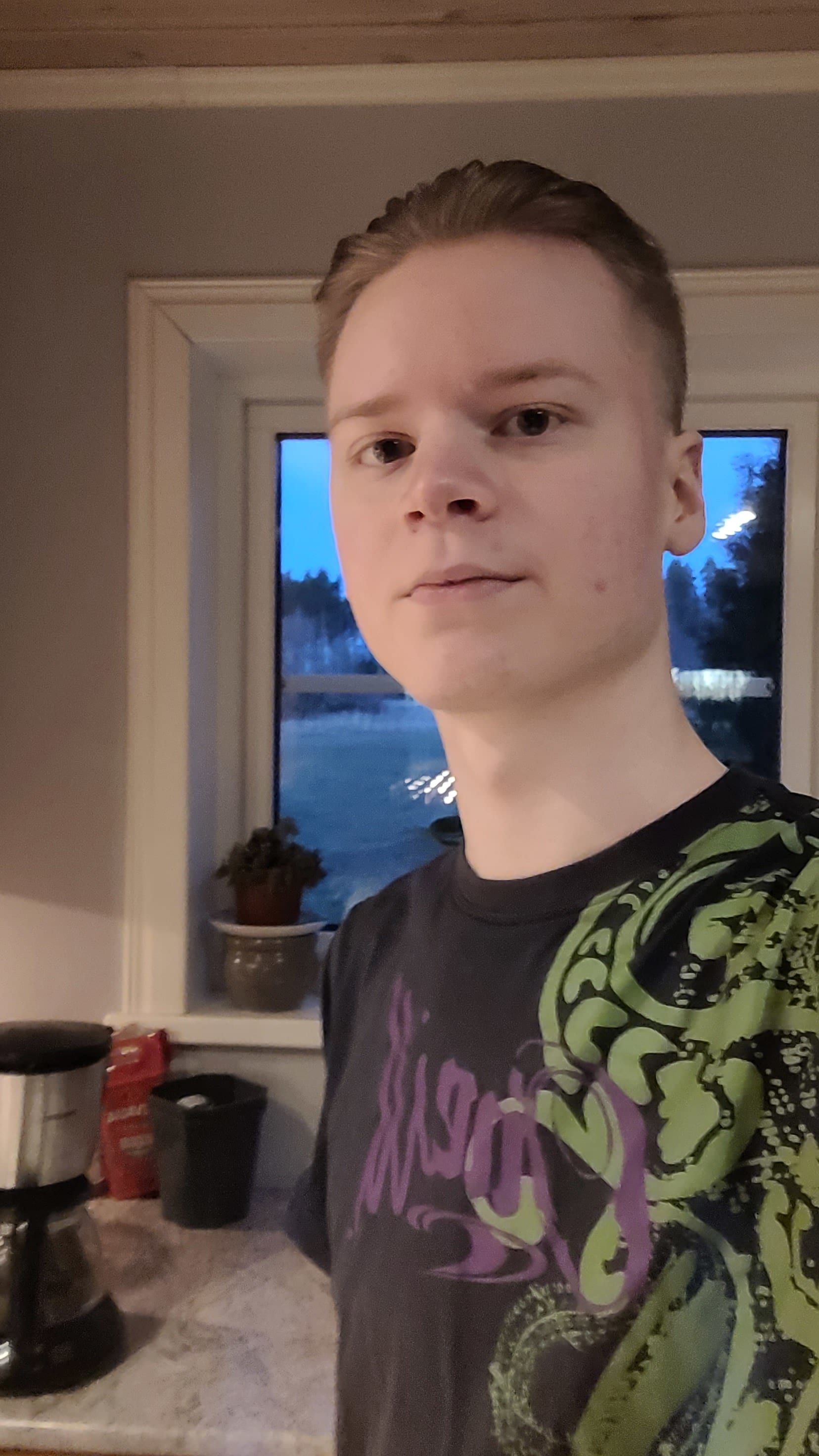 bild 0}