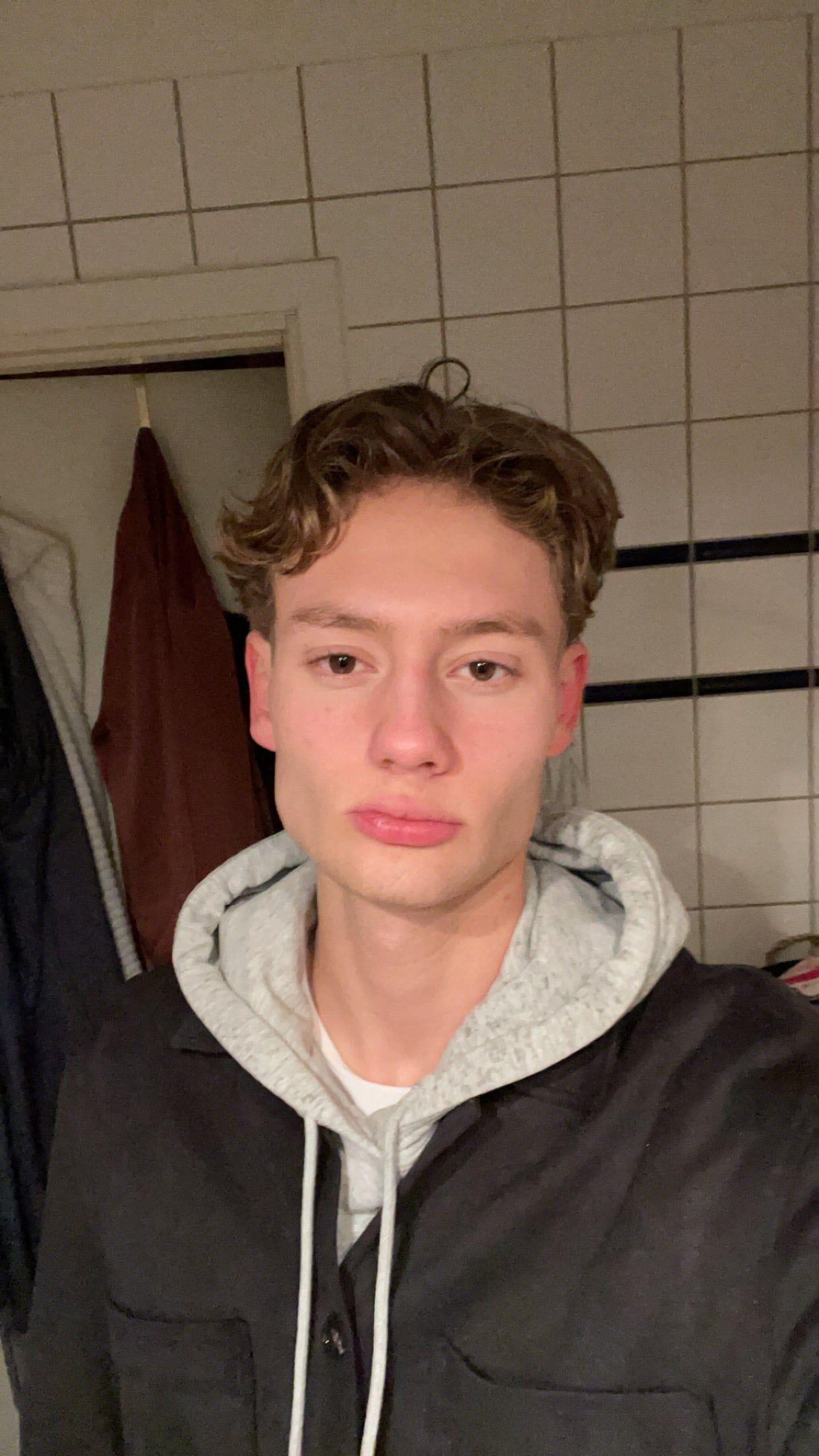 bild 0}