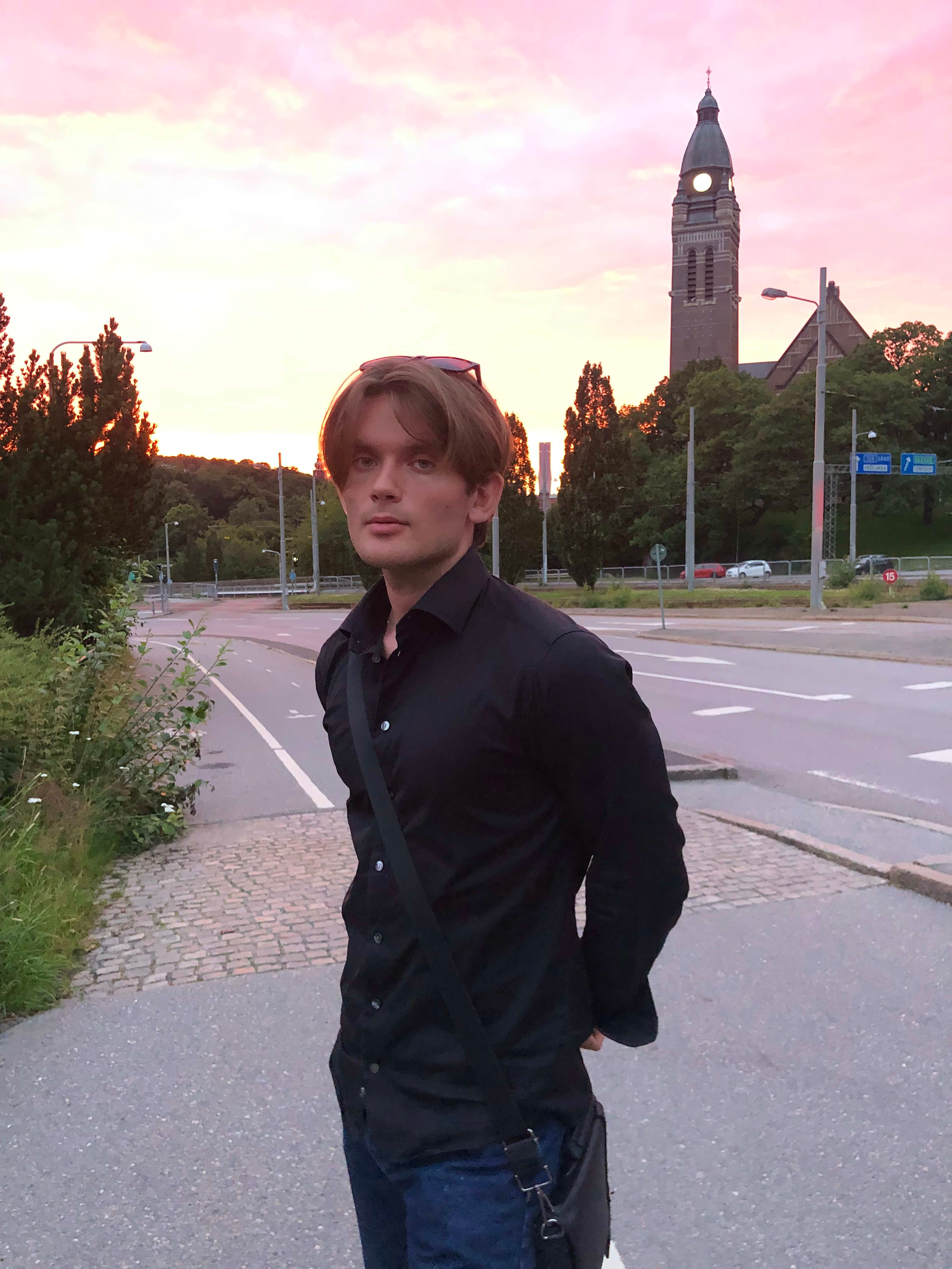 bild 0}