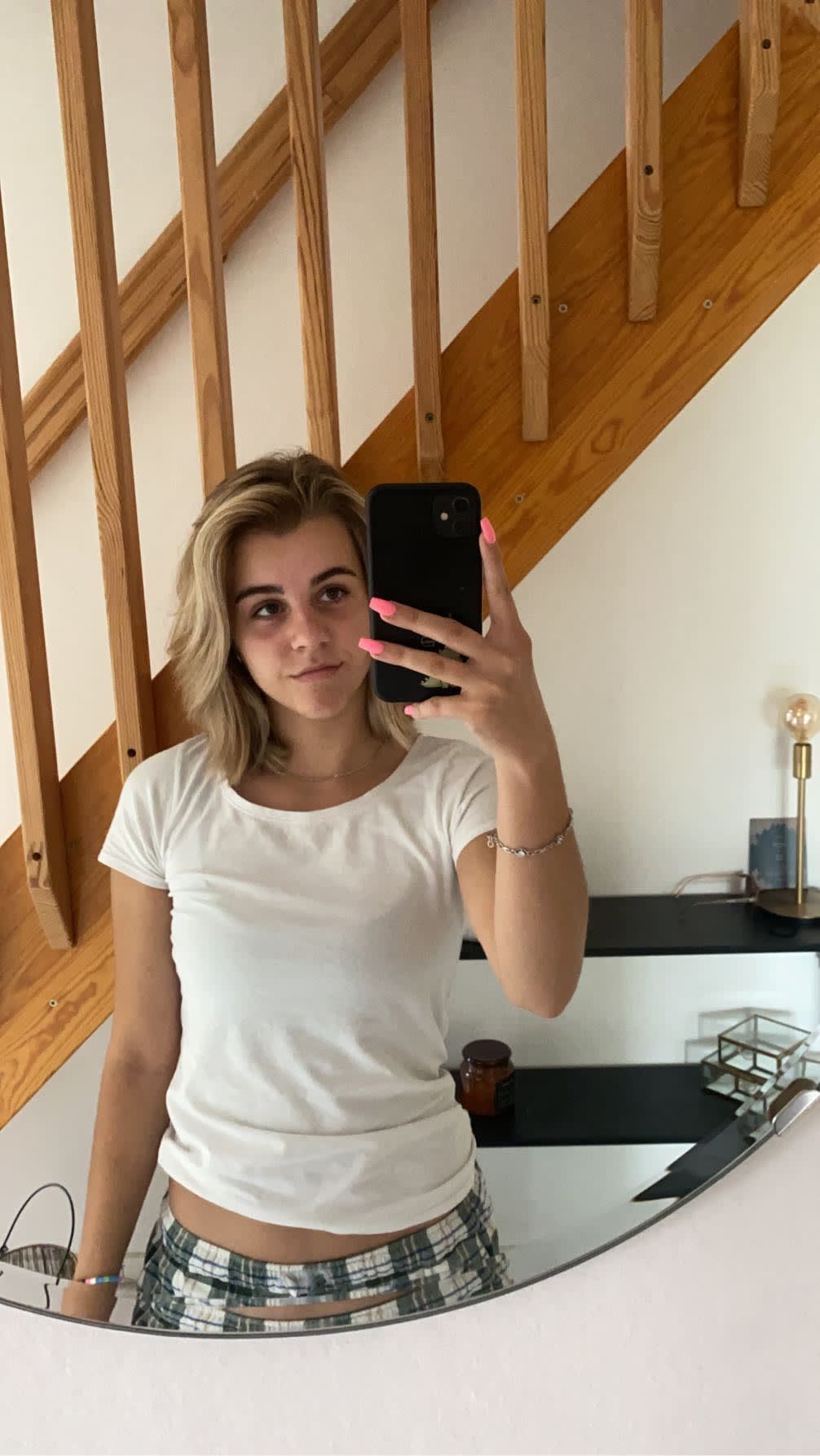 bild 0}