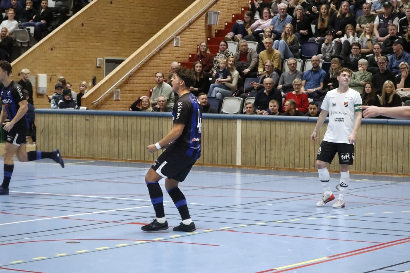 bild 0}
