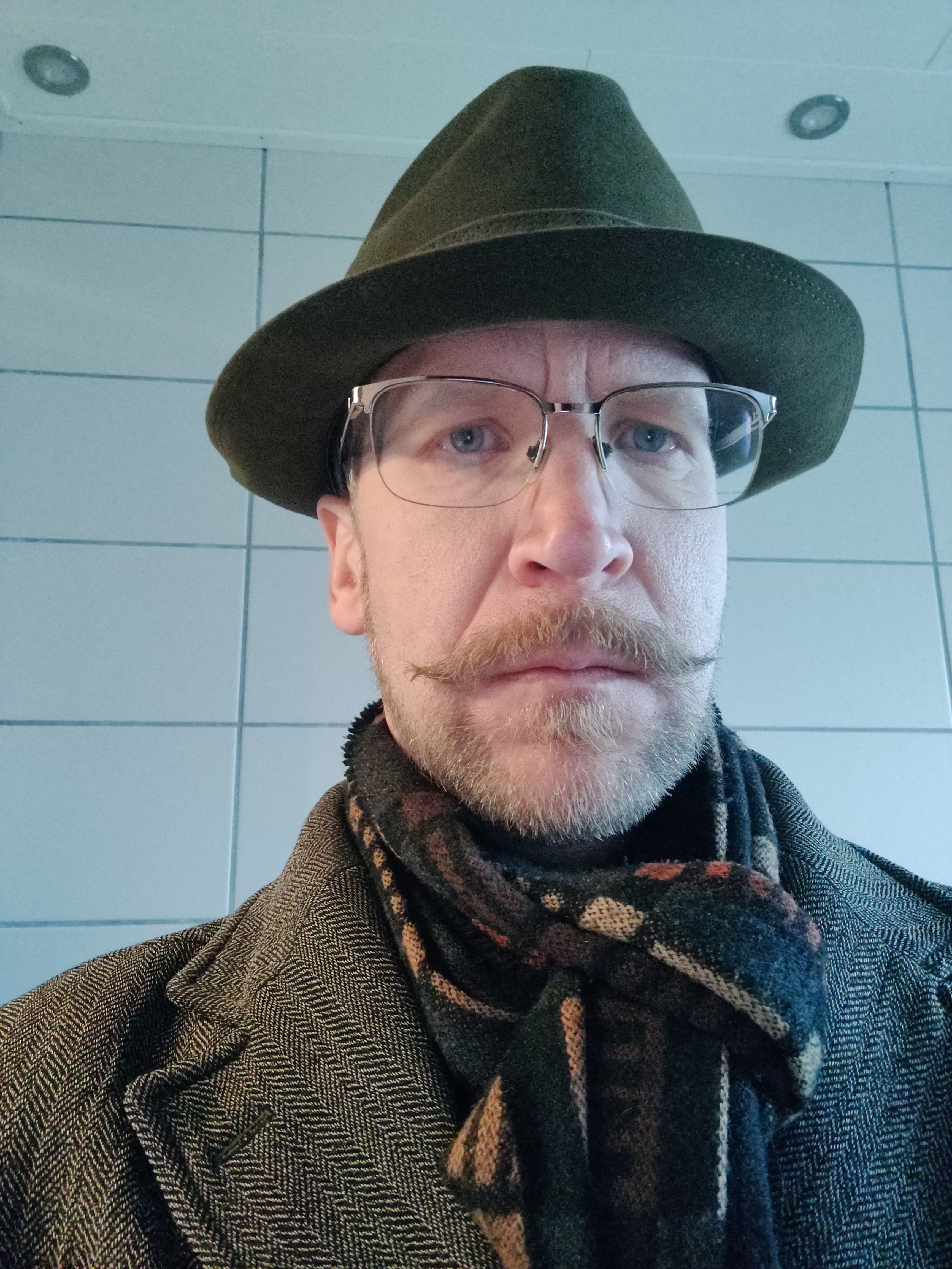 bild 0}