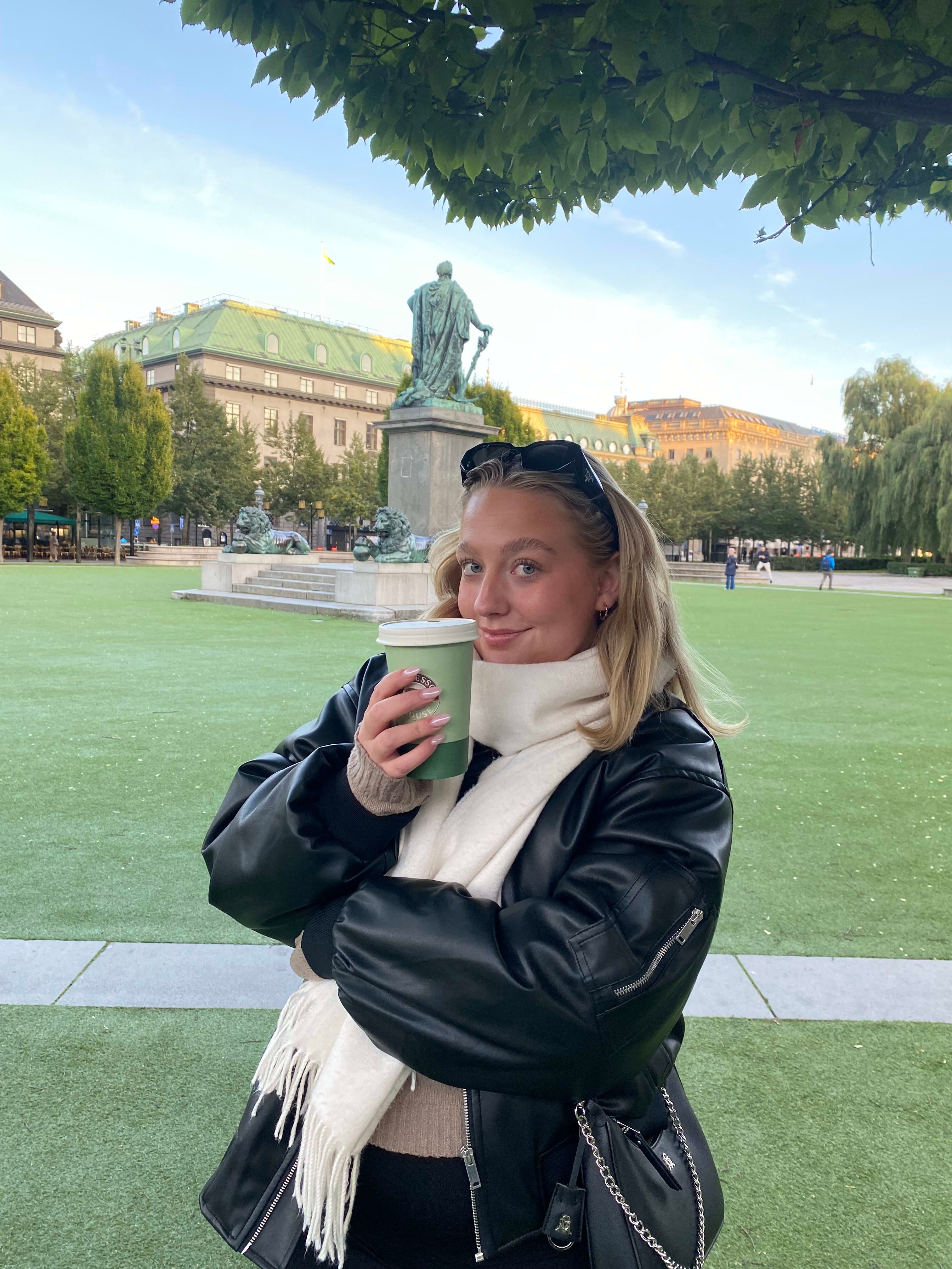 bild 0}
