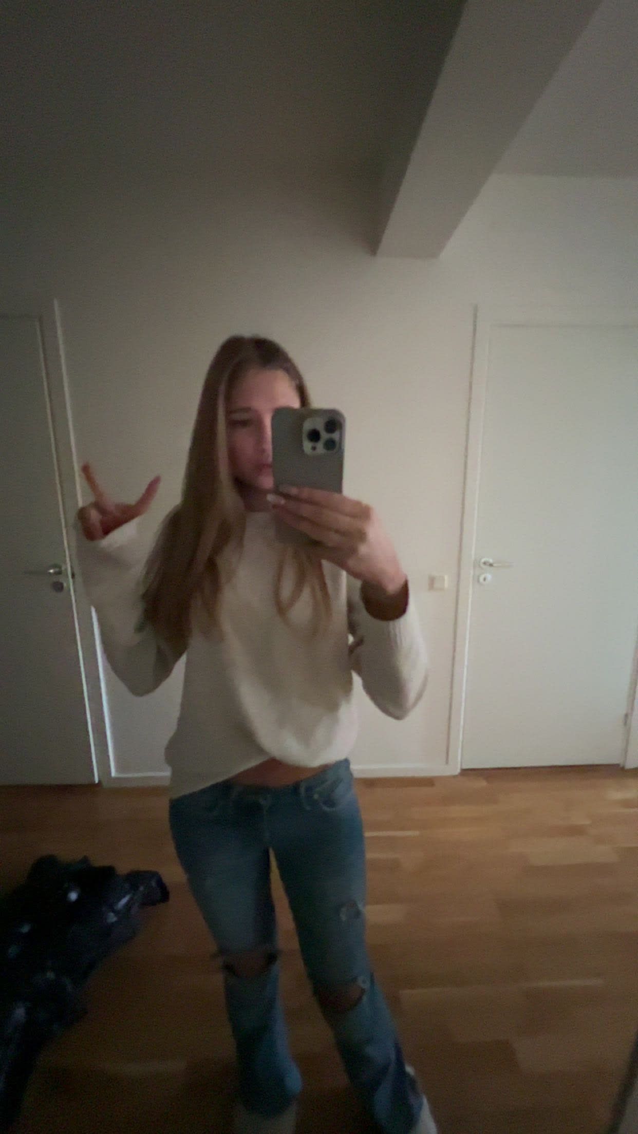 bild 0}