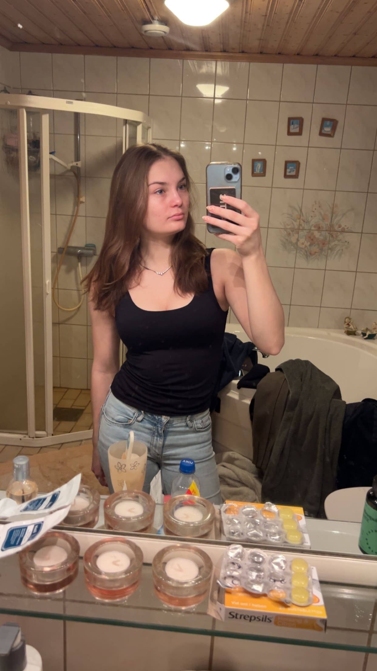 bild 0}