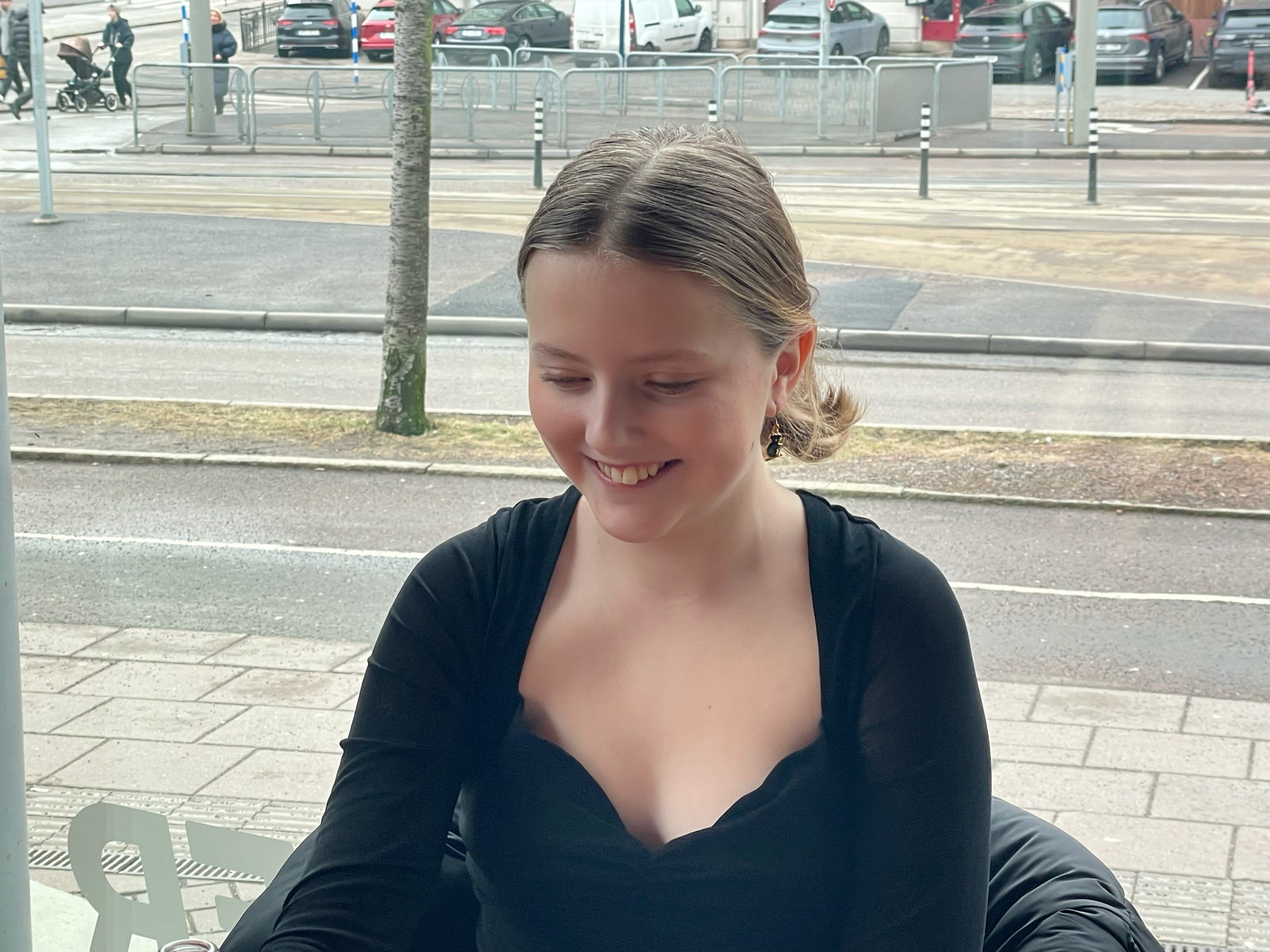 bild 0}
