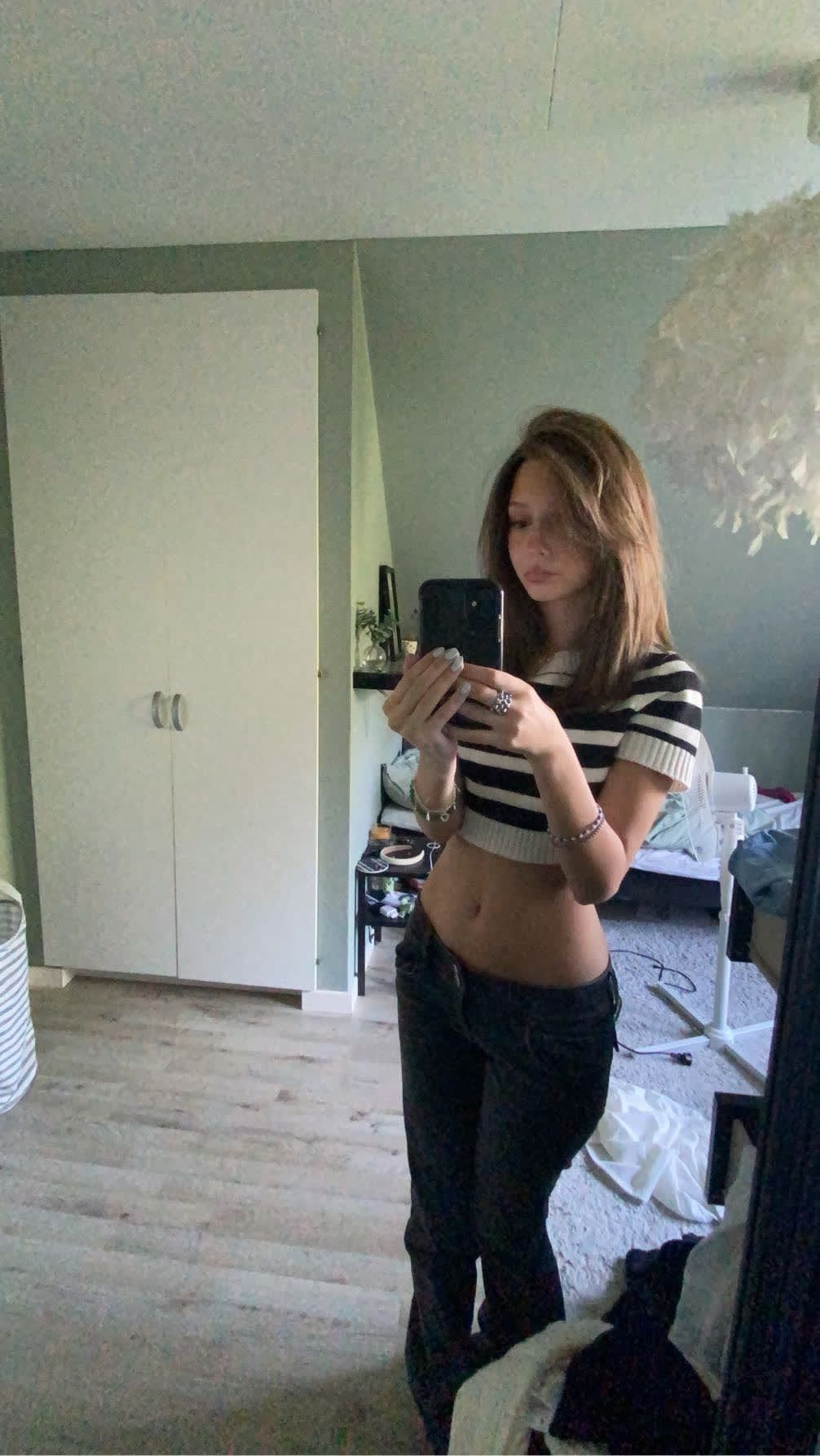 bild 0}