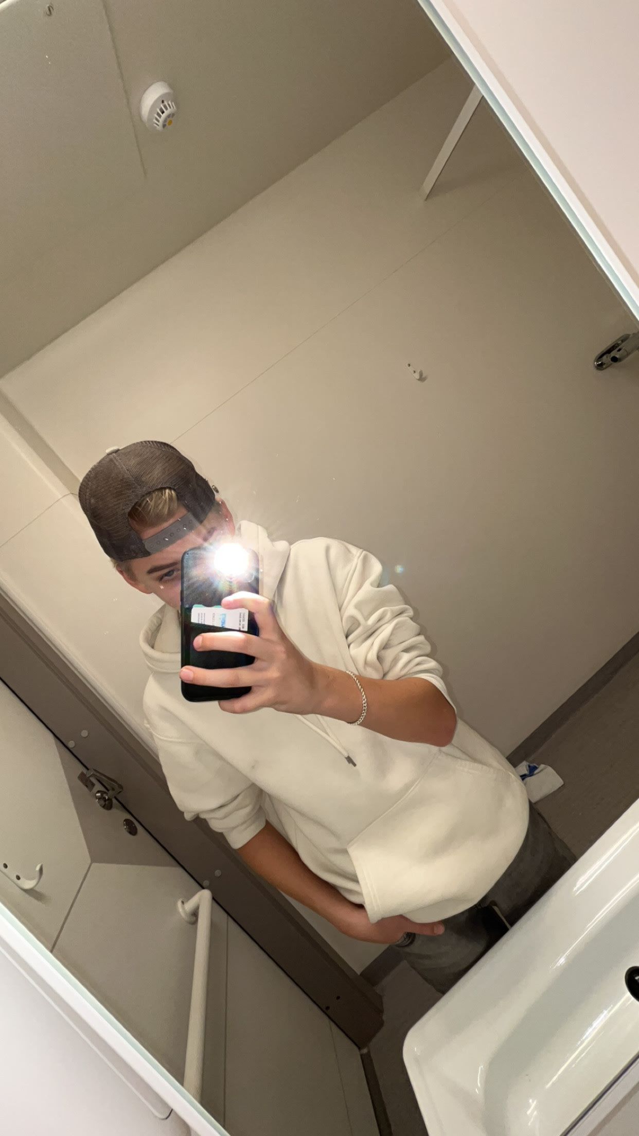 bild 0}