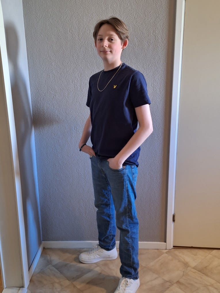 bild 0}