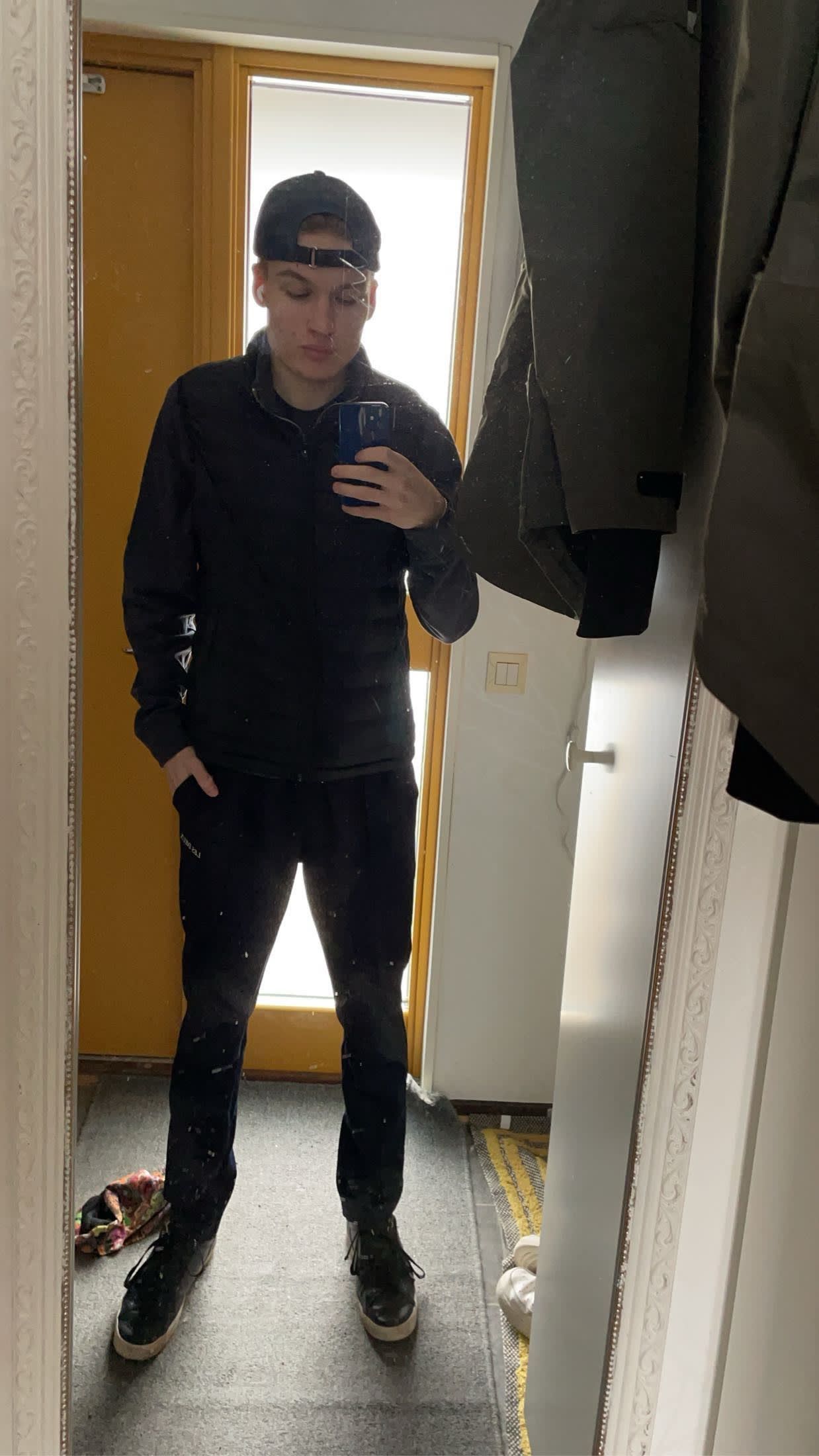 bild 0}