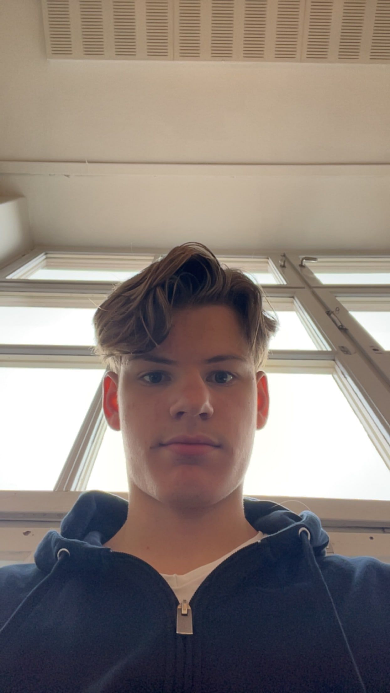 bild 0}