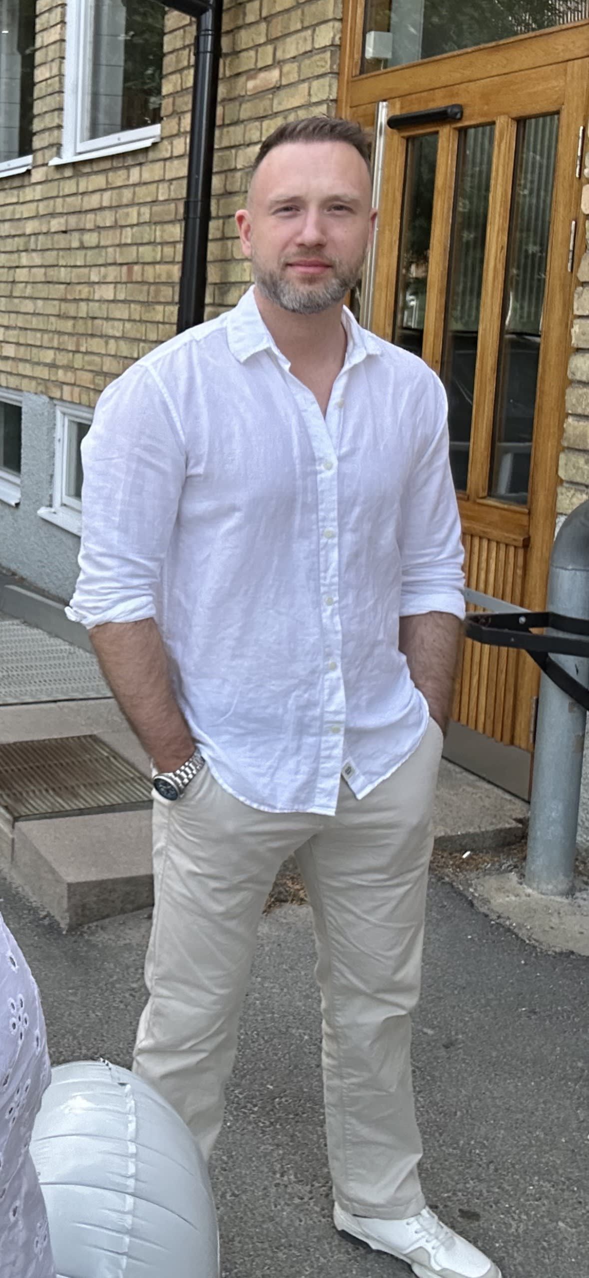 bild 0}