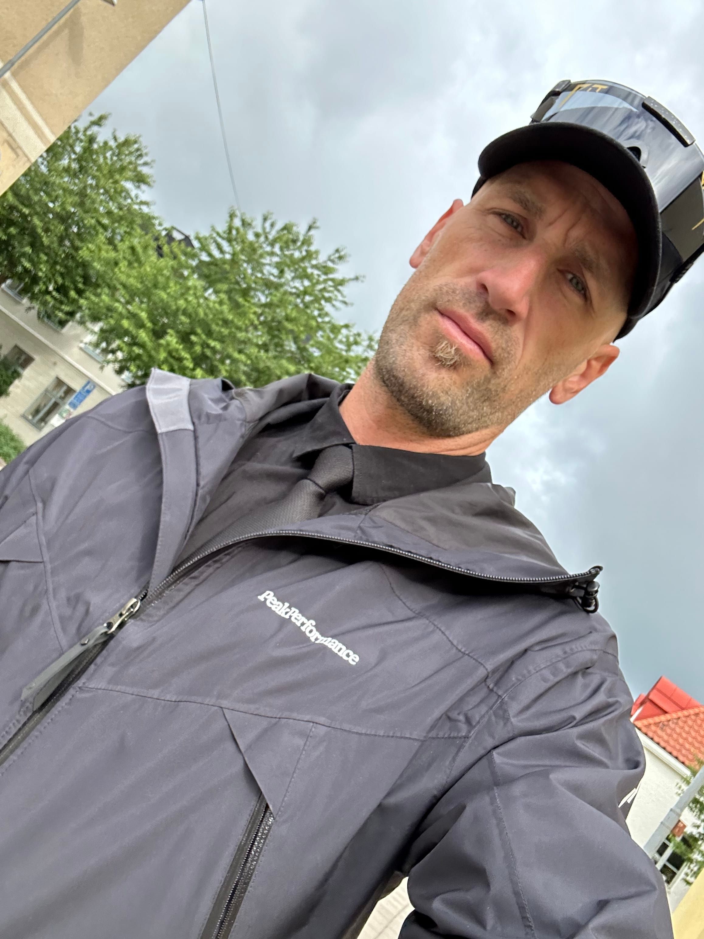 bild 0}