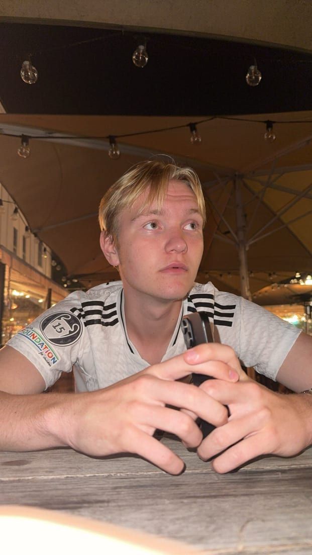 bild 0}