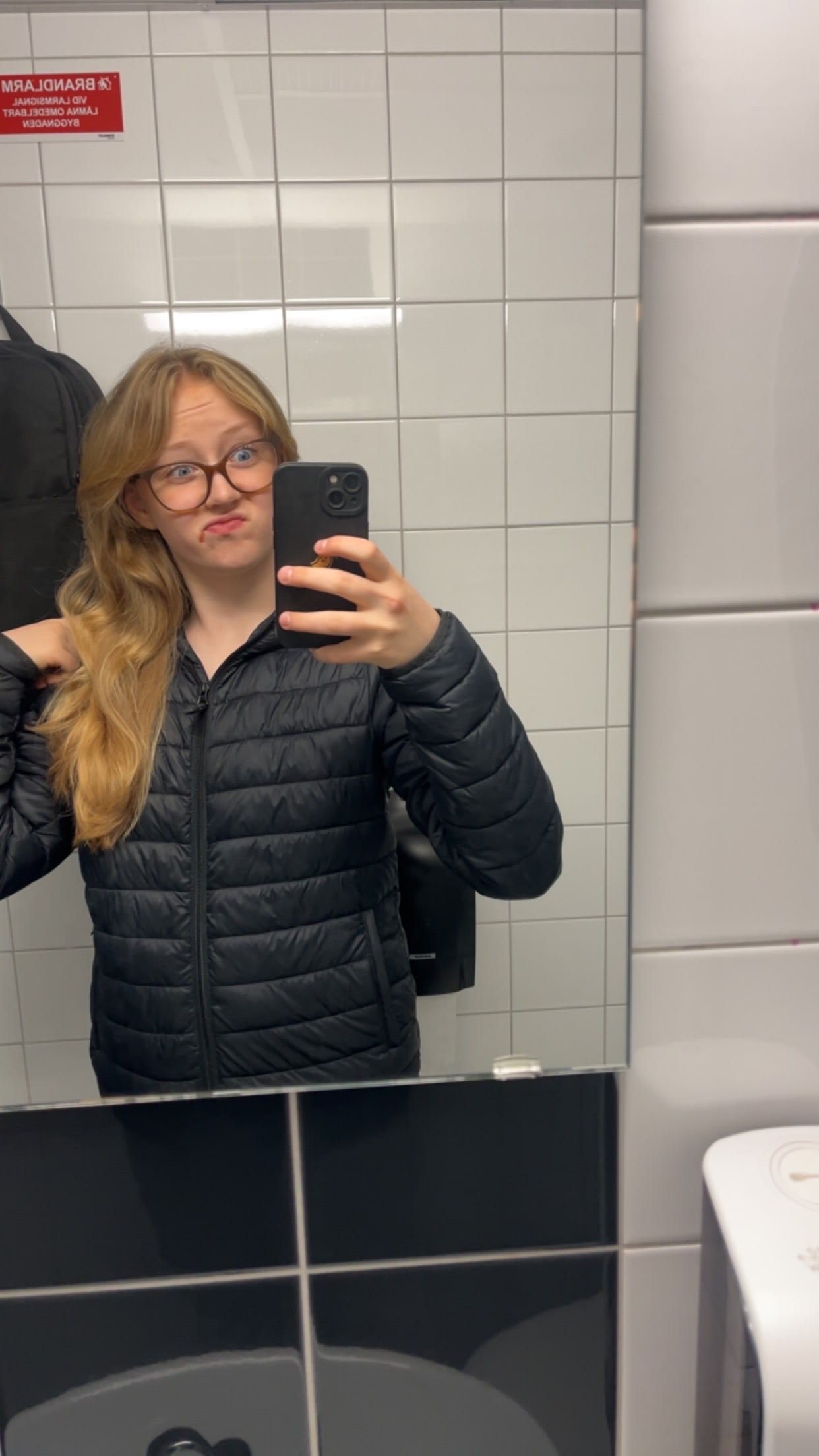 bild 0}