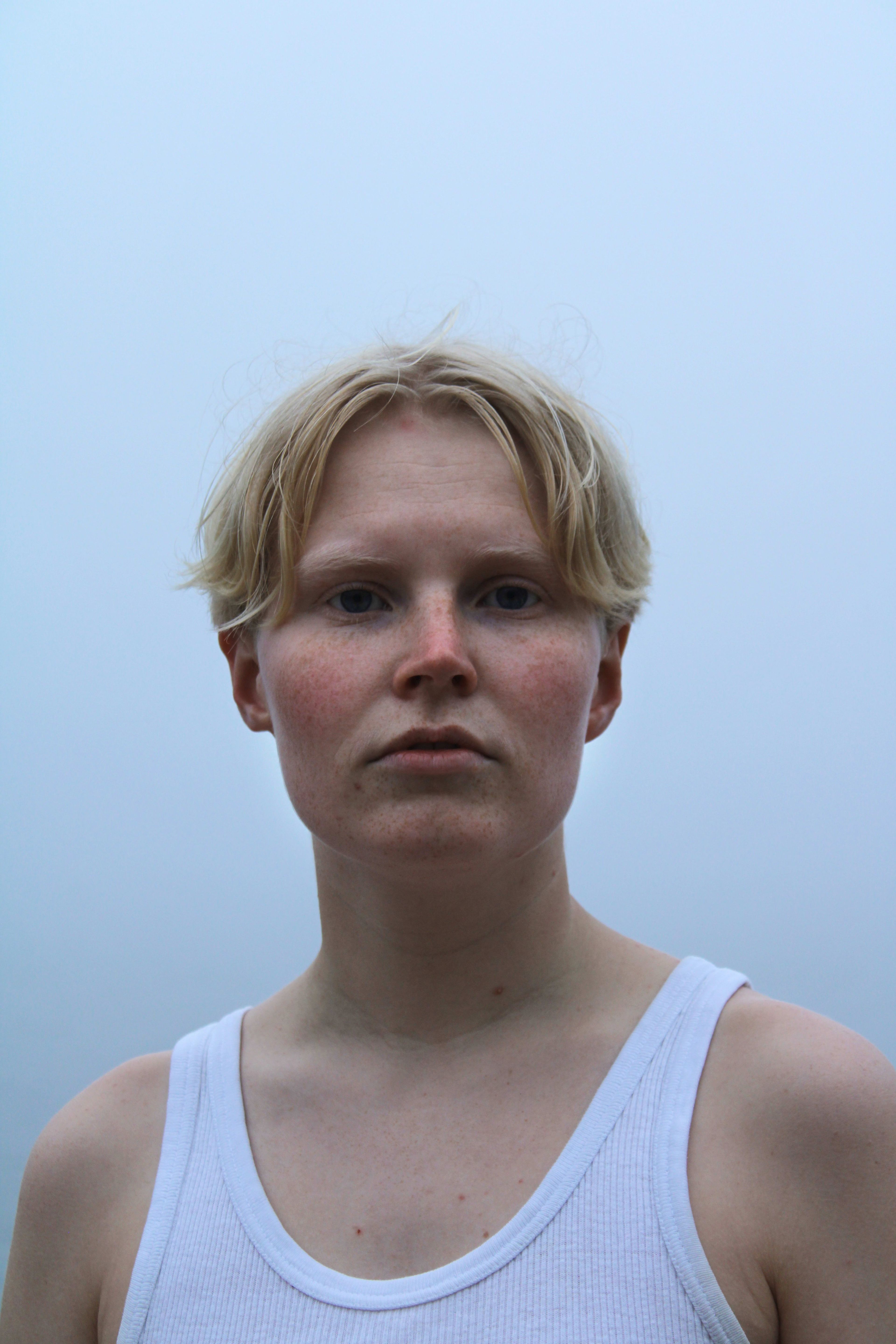 bild 0}