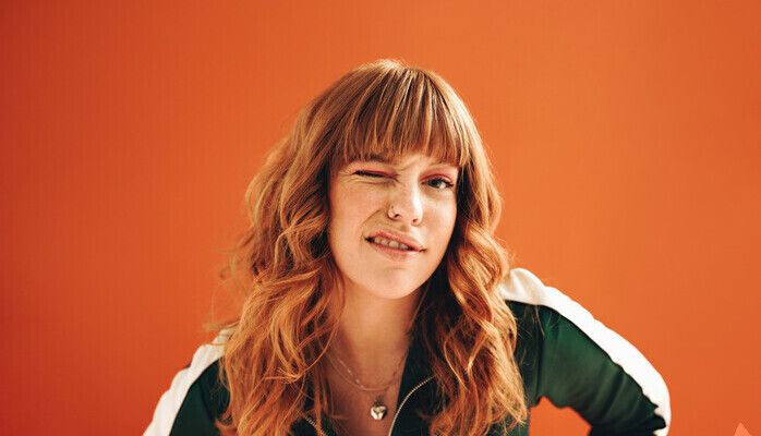 Karismatisk kvinna, 30-45 år, till brandfilm för startup (english)